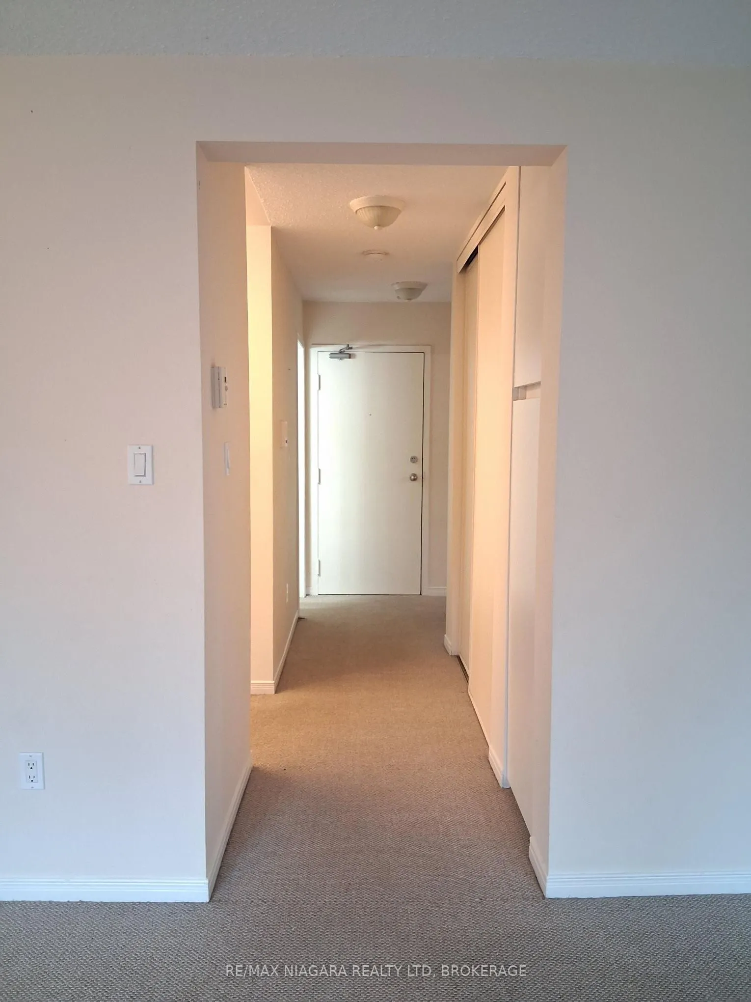 833 Foss Road #2-3
