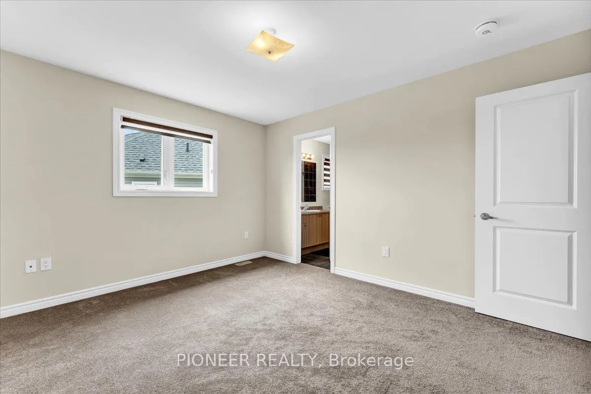 5 Todd Crescent