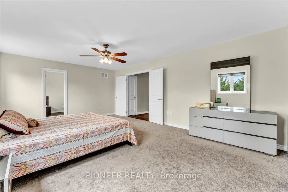 5 Todd Crescent