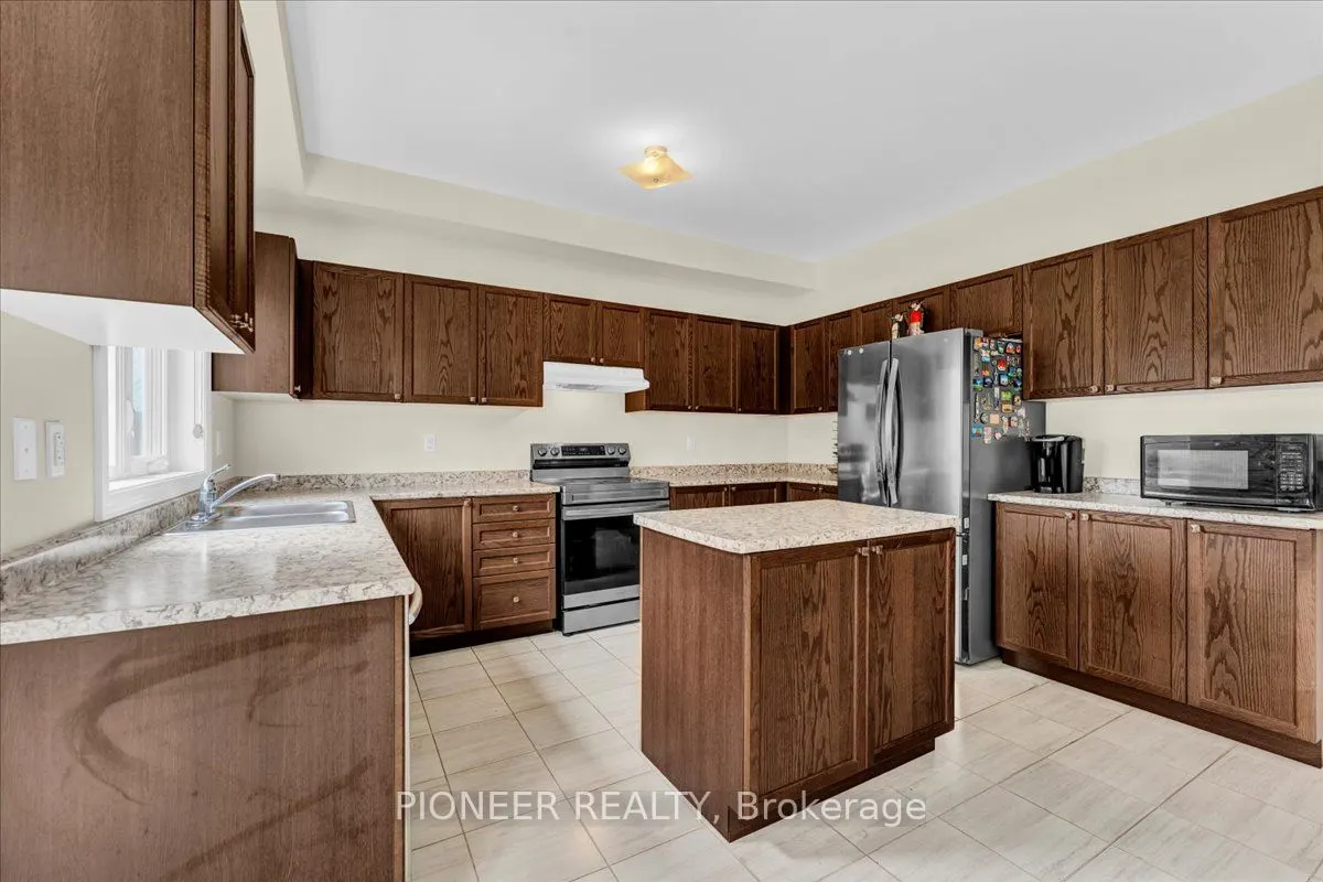 5 Todd Crescent