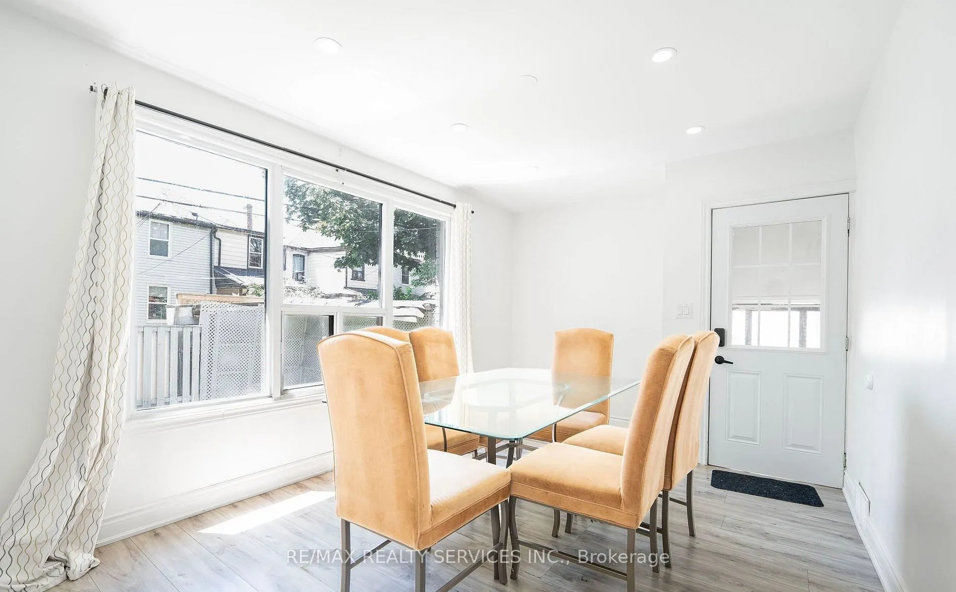 20 Somerset Avenue