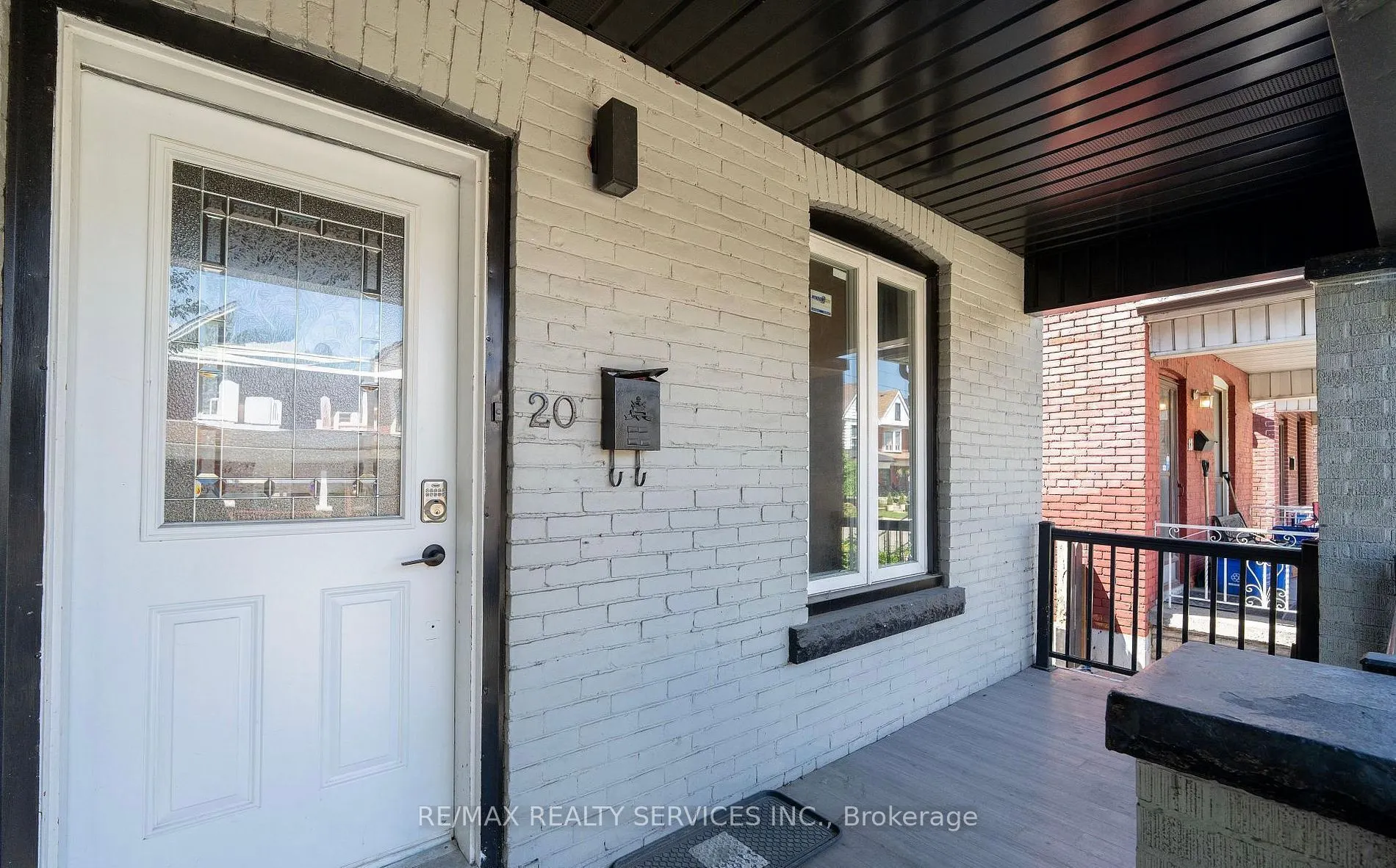 20 Somerset Avenue