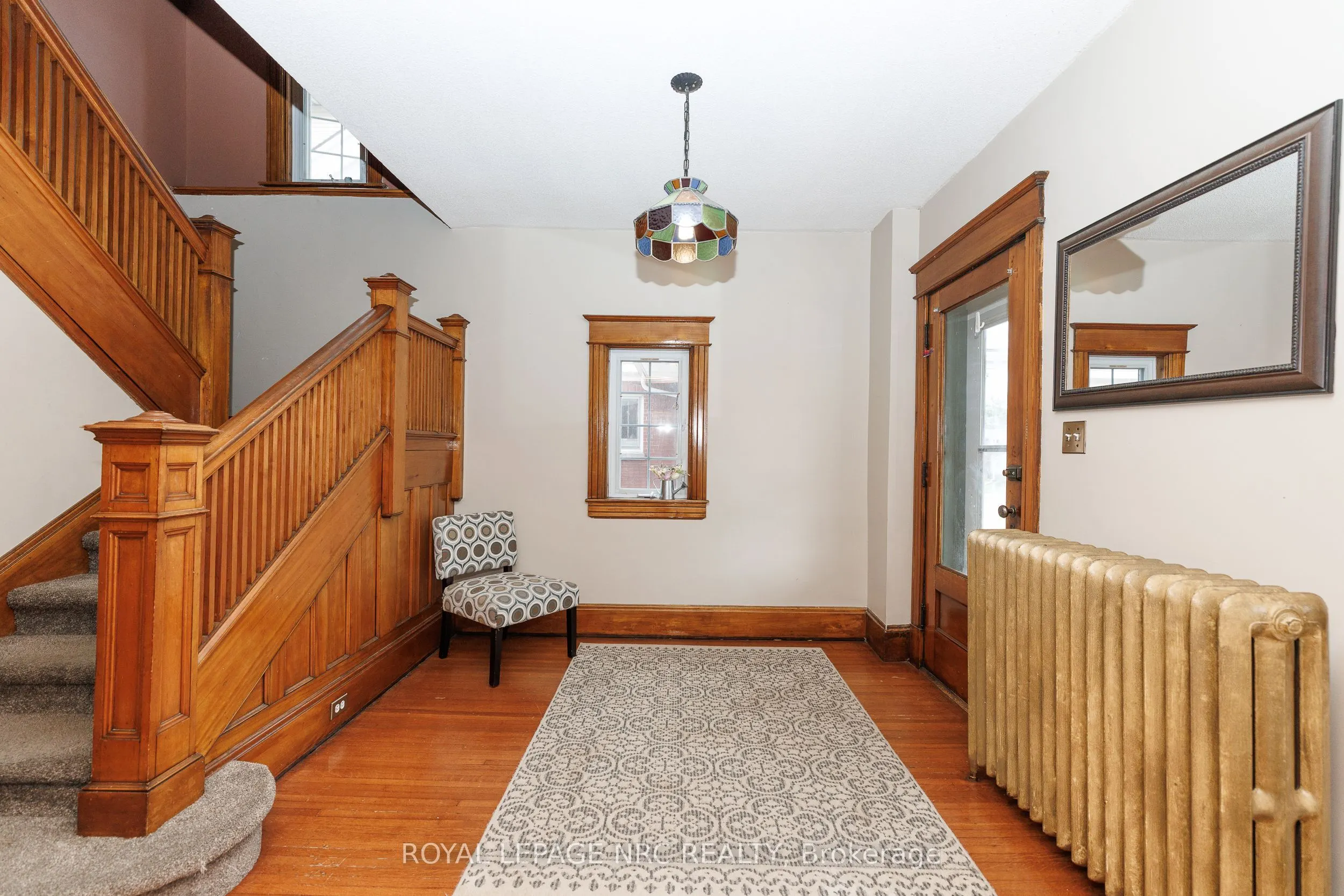 44 Phipps Street