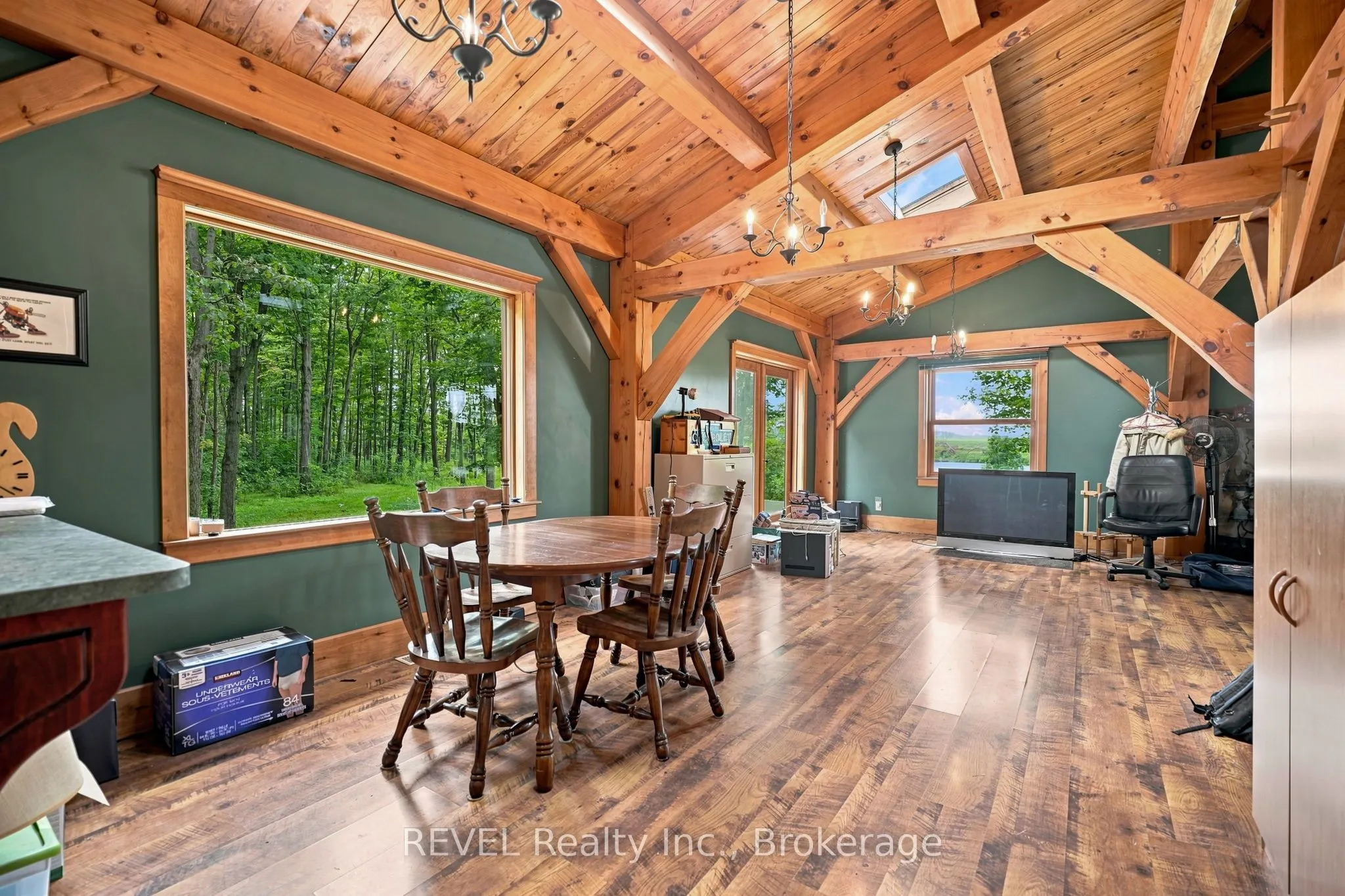 1247 Chippawa Creek Road