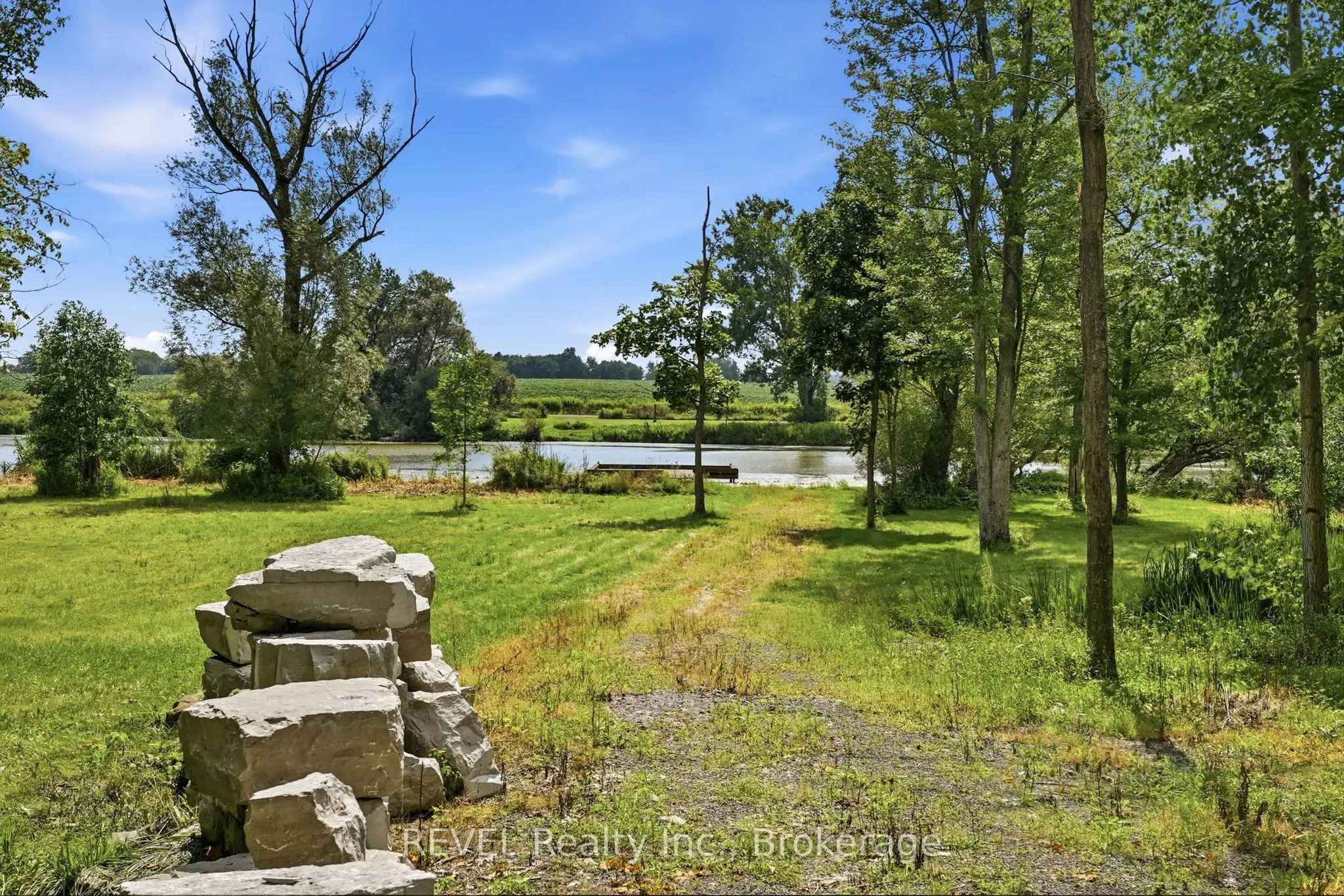 1247 Chippawa Creek Road