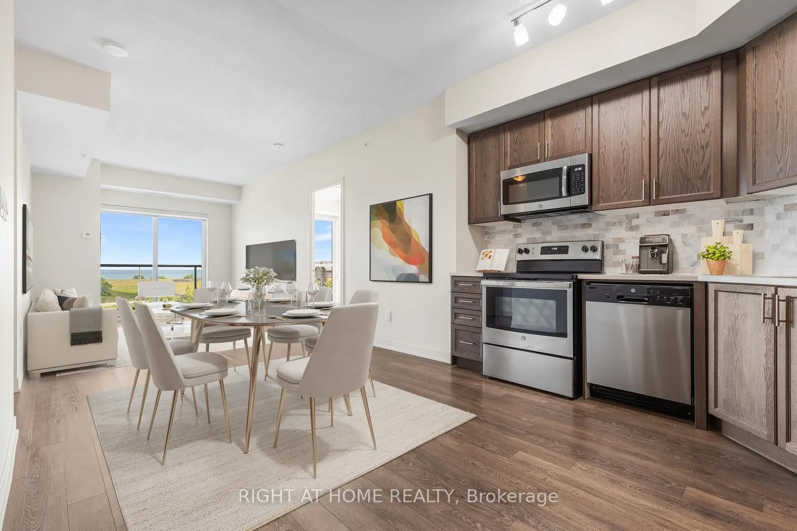 550 North Service Road #319
