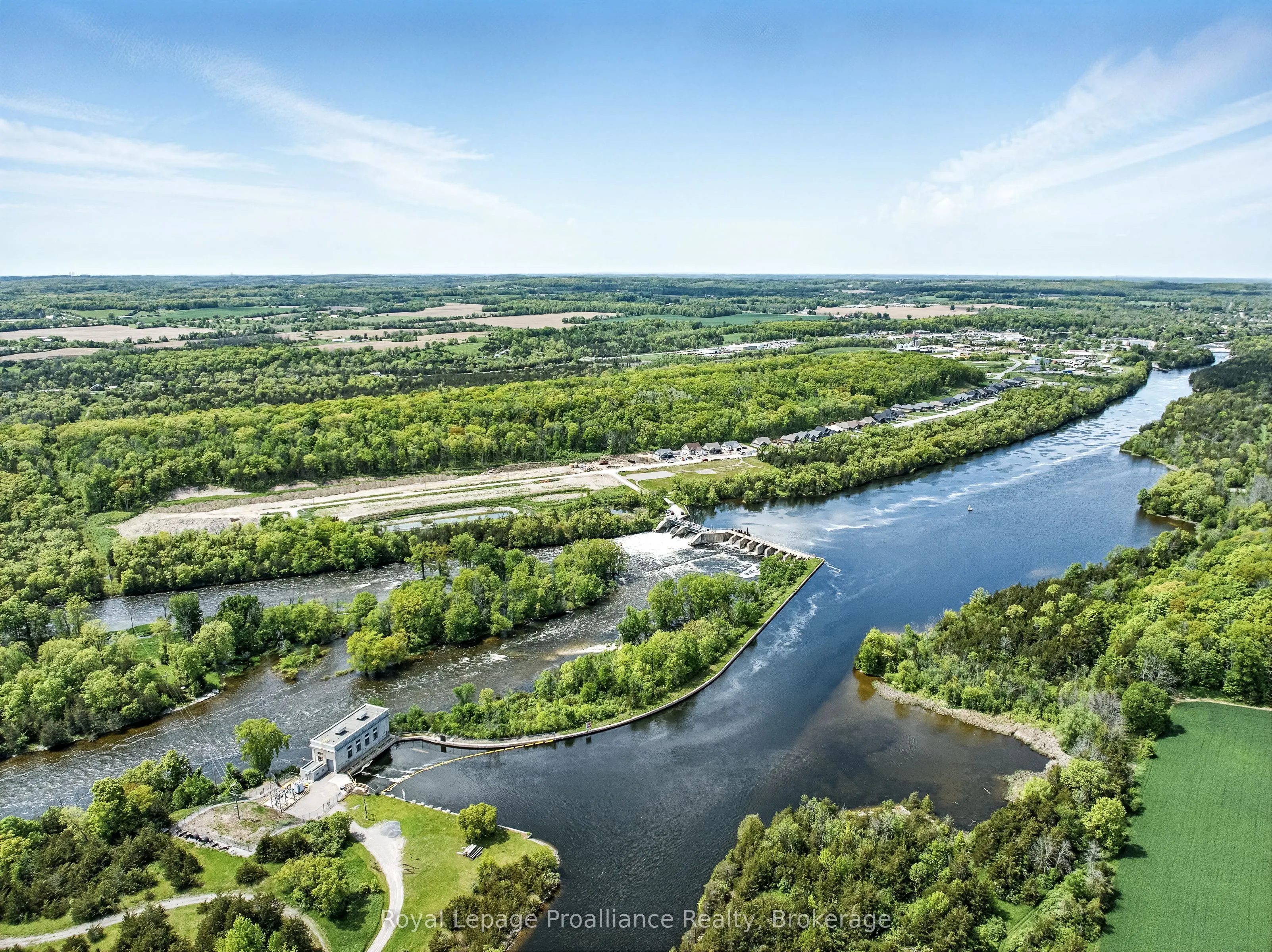 103 Riverside Trail