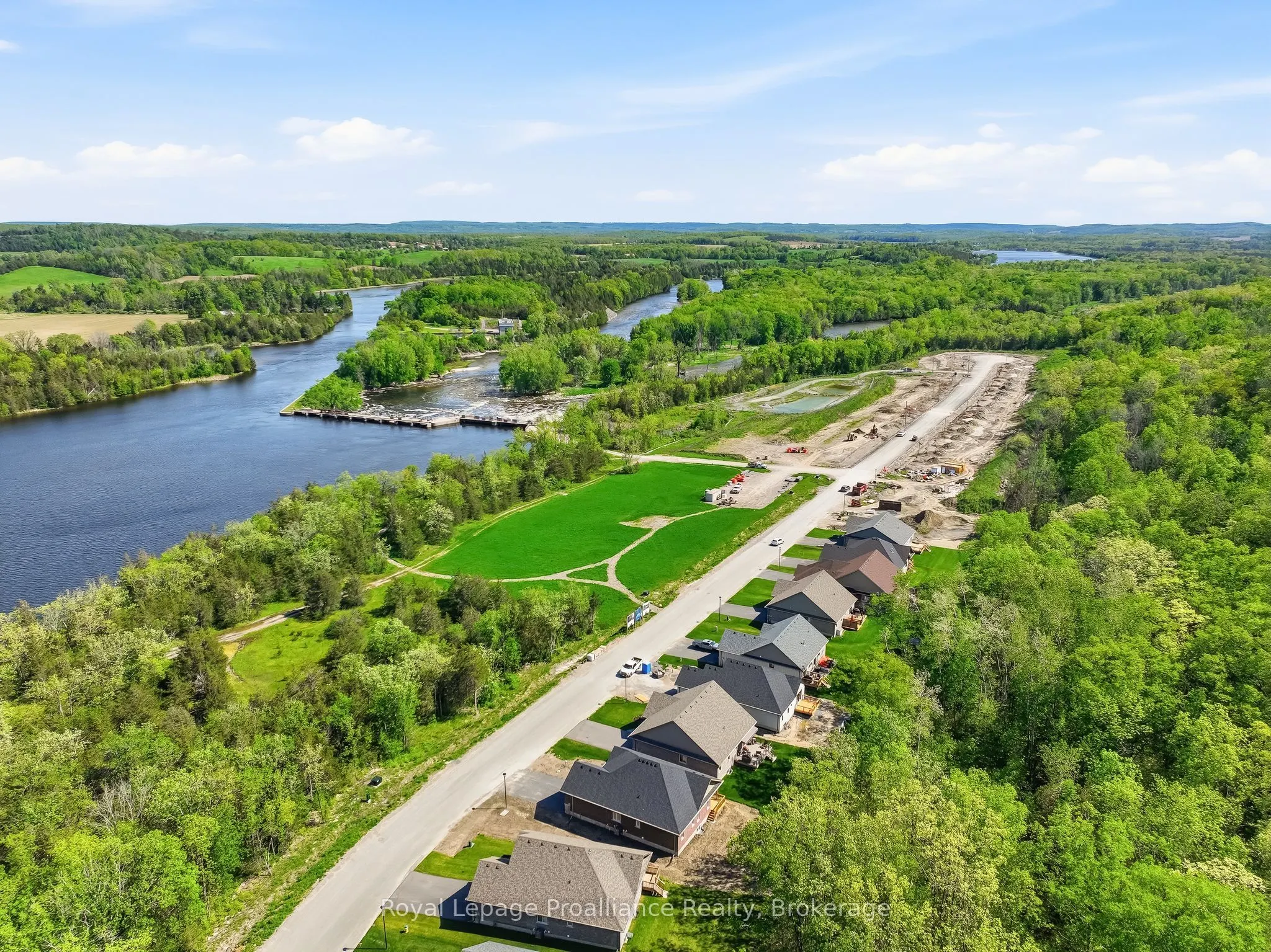 103 Riverside Trail