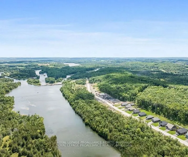 95 Riverside Trail