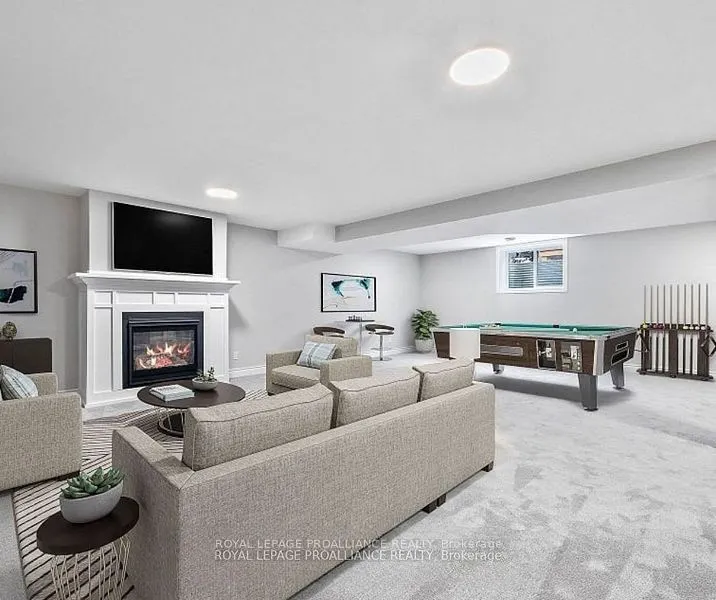95 Riverside Trail