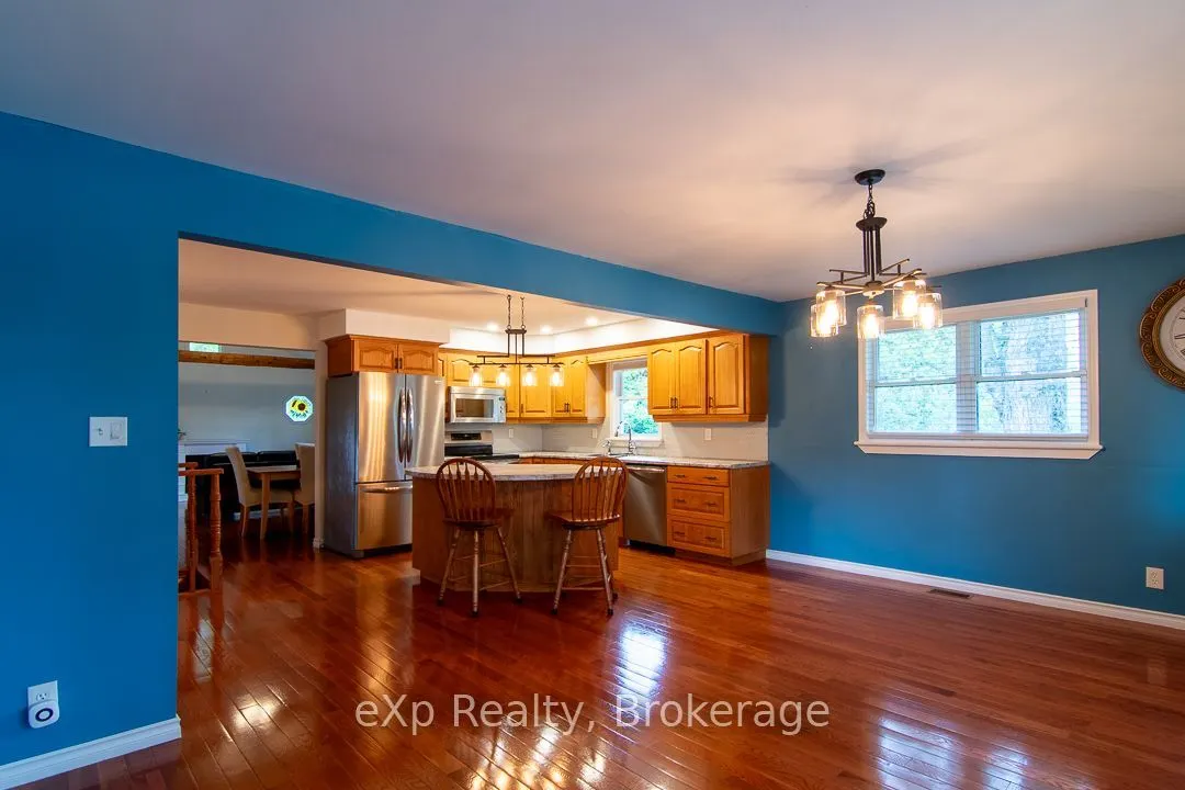 92 PARKSIDE Avenue