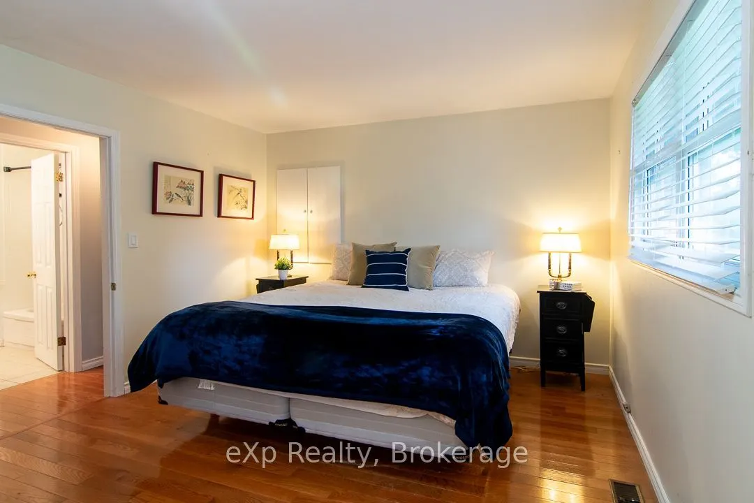 92 PARKSIDE Avenue