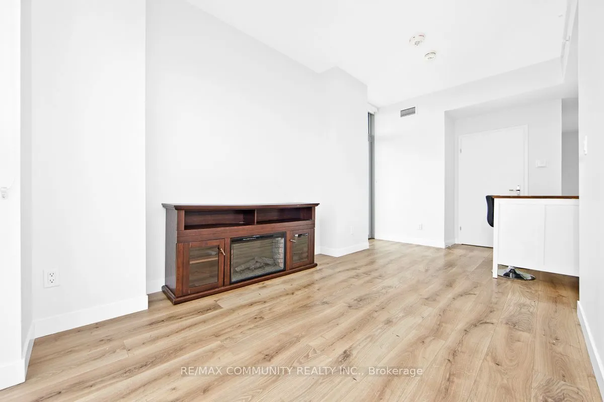 60 Frederick Street #3702