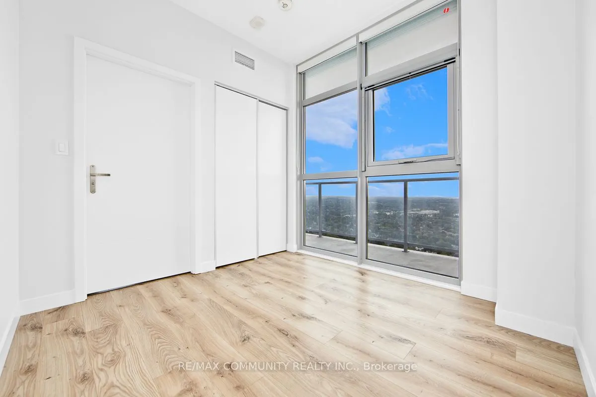 60 Frederick Street #3702