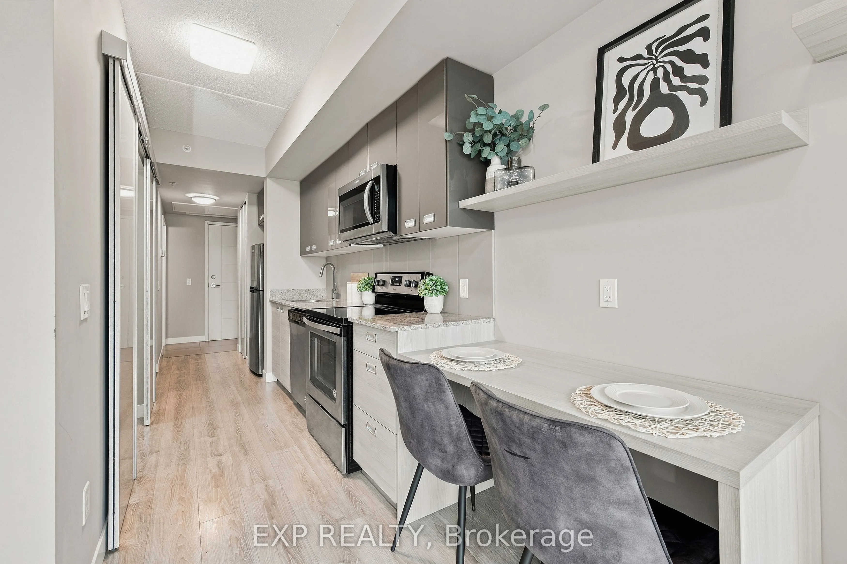 250 Albert Street #615