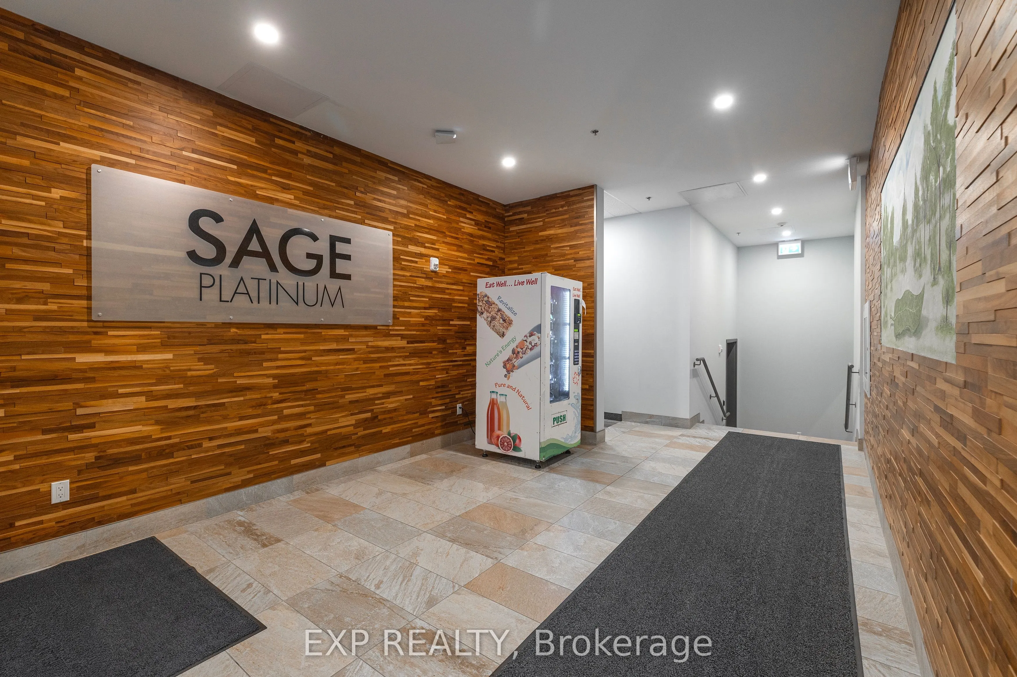 250 Albert Street #615