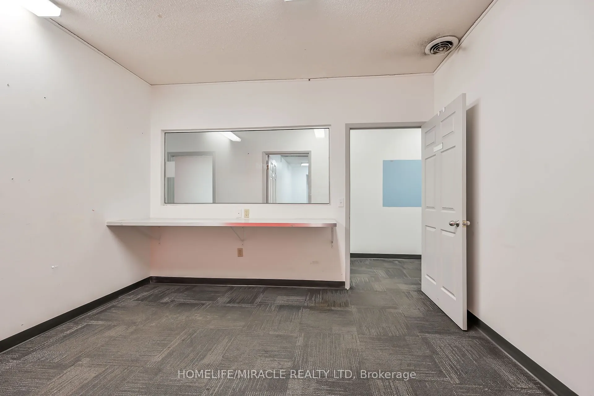 54 Centennial Parkway N