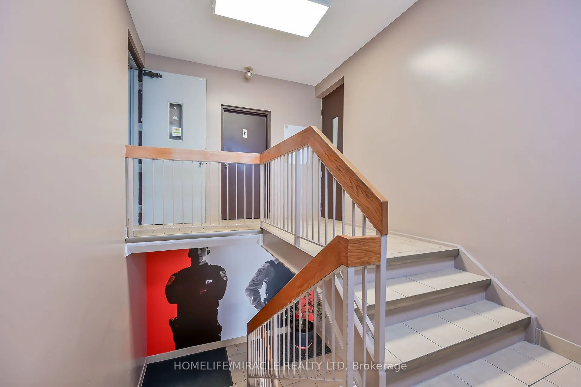 54 Centennial Parkway N
