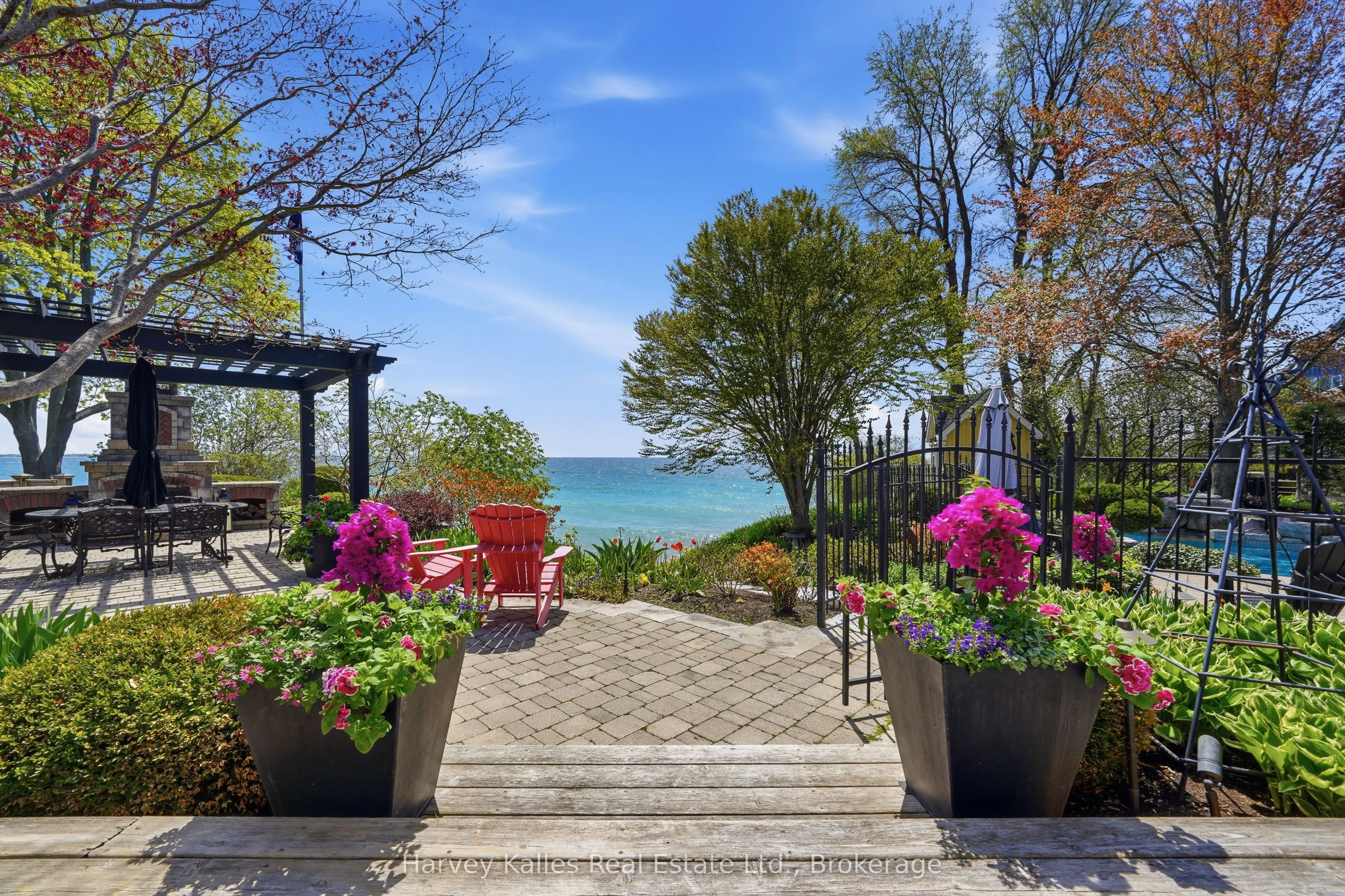 3 Skiff Cove Place