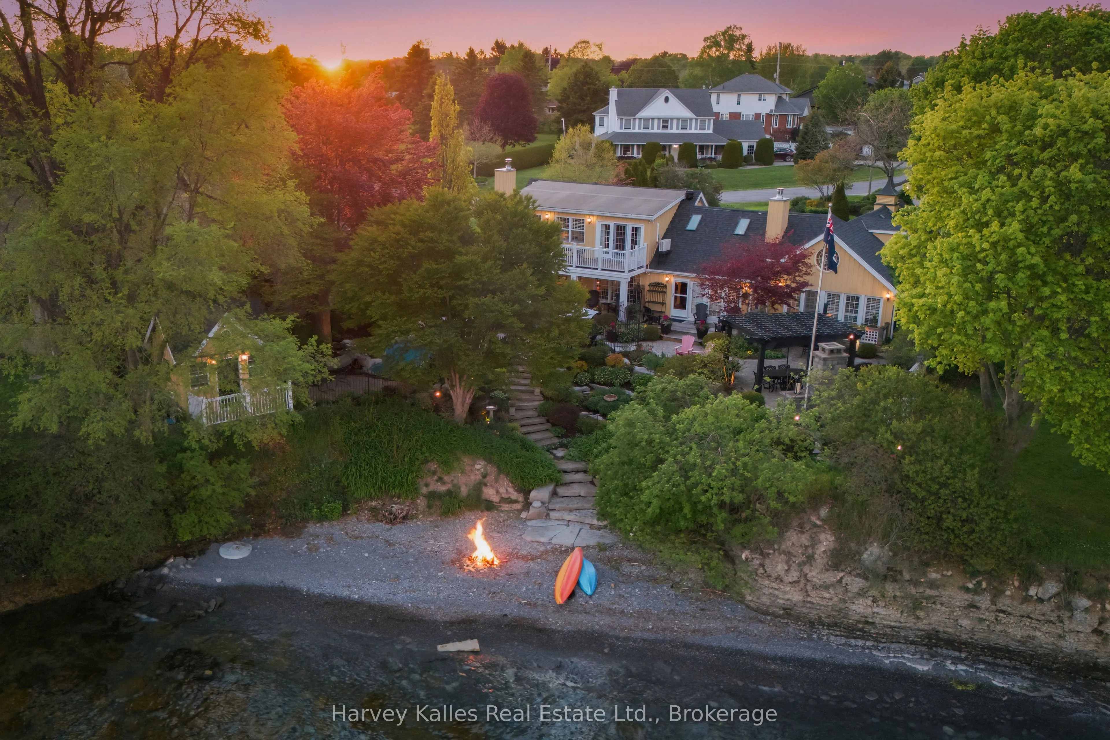 3 Skiff Cove Place