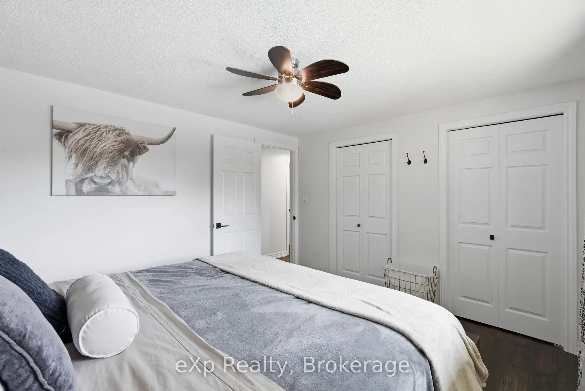541 Oakview Crescent