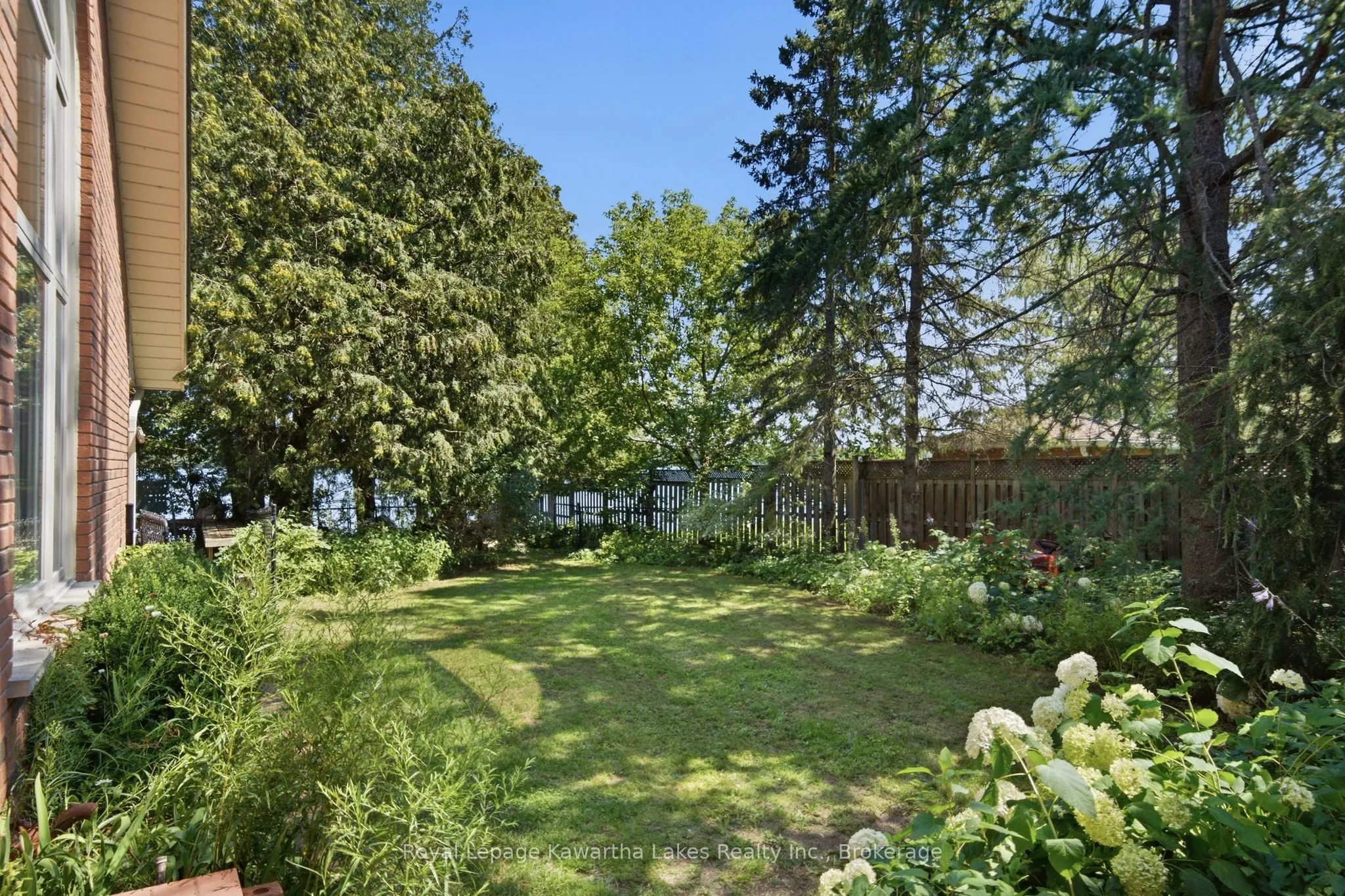 100 Pinewood Boulevard