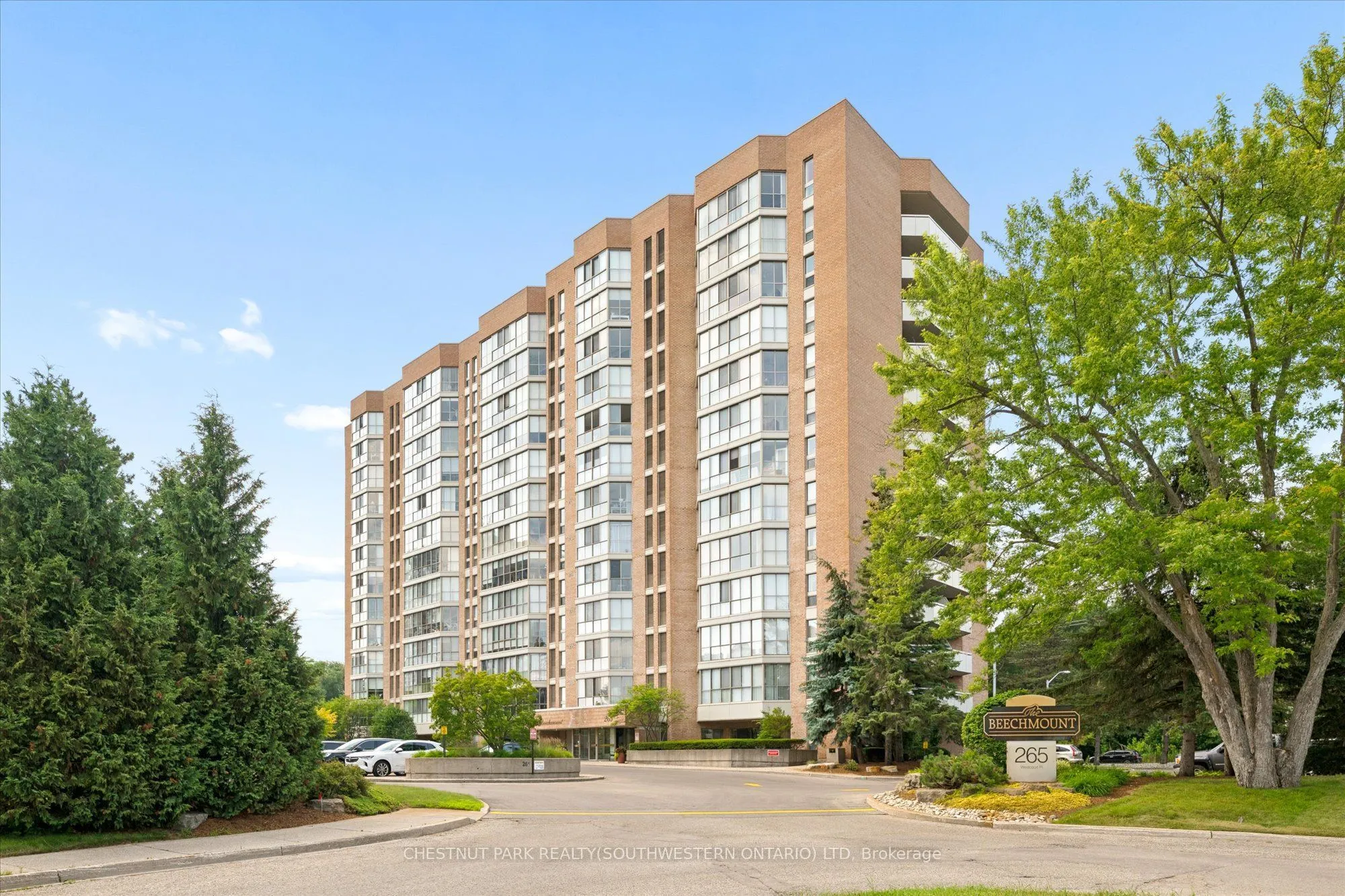 265 Westcourt Place #PH9