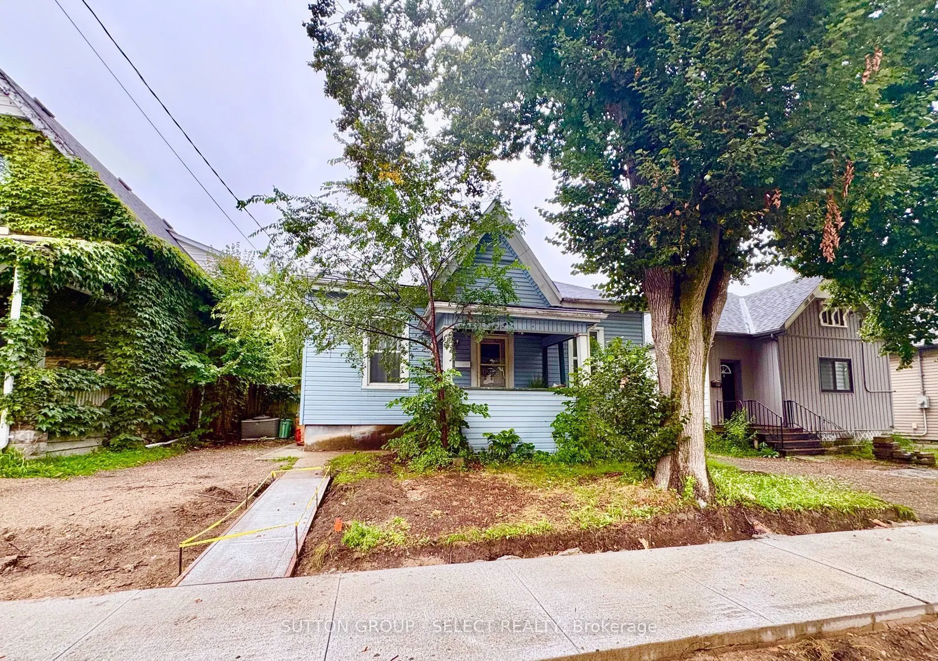 563 Ontario Street