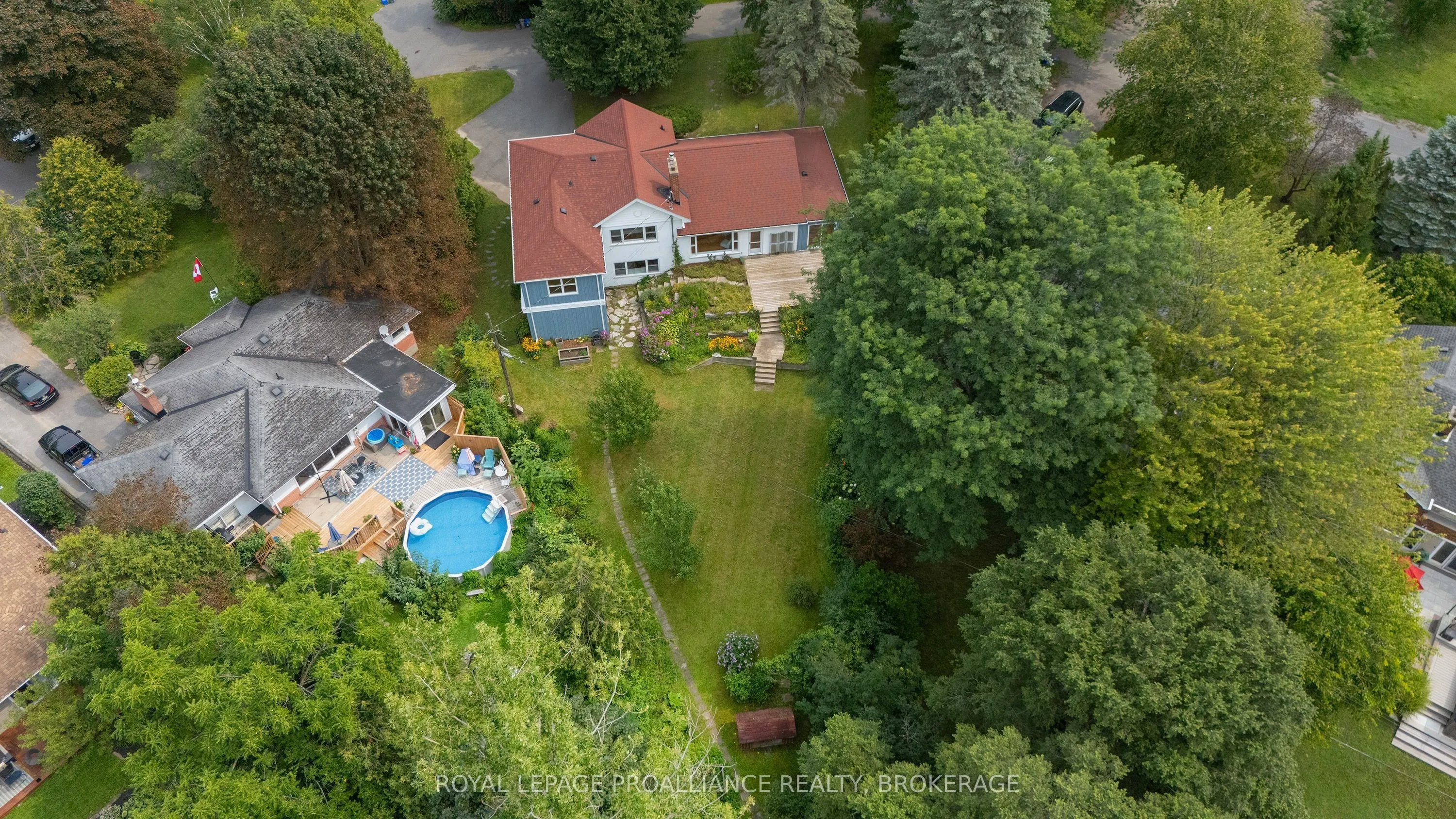 6 Grenville Crescent