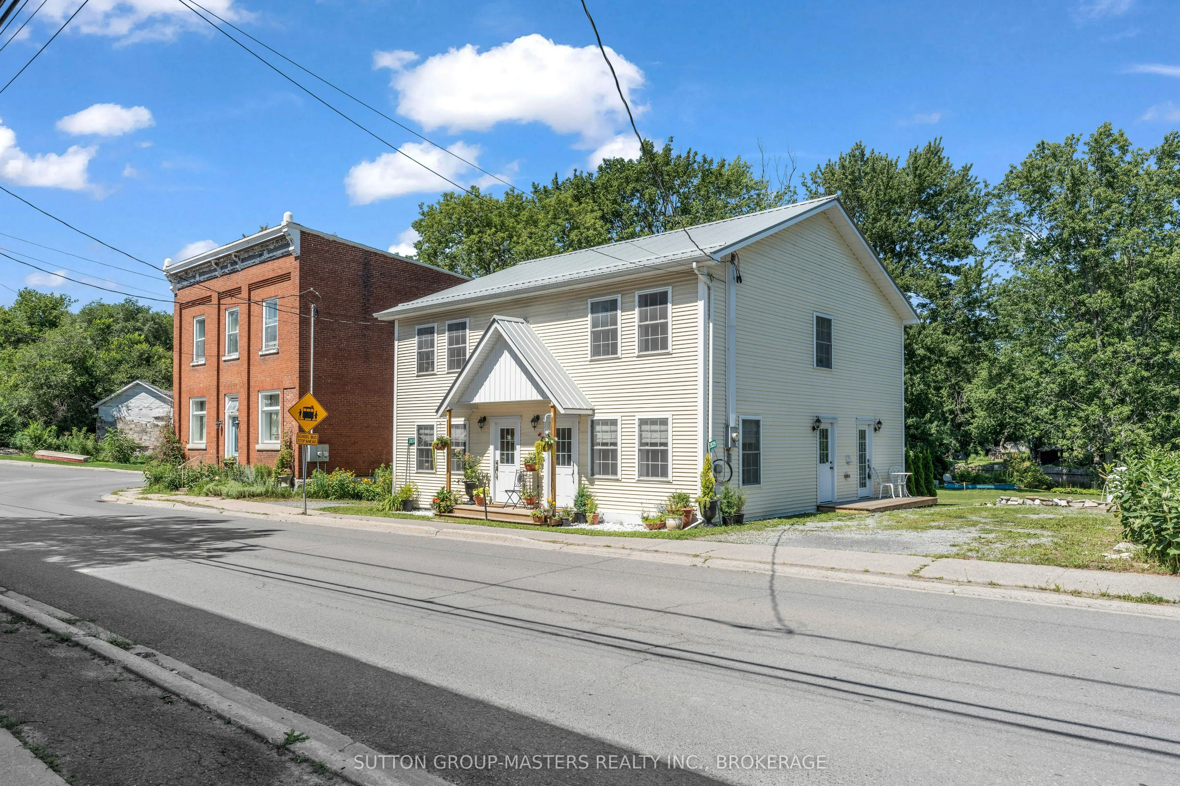 2829-2831 County Rd 6 Road