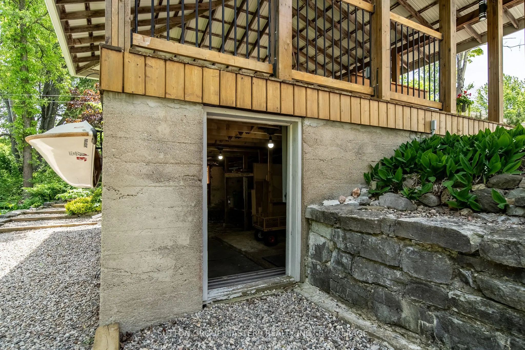2885 County Rd 6 Road