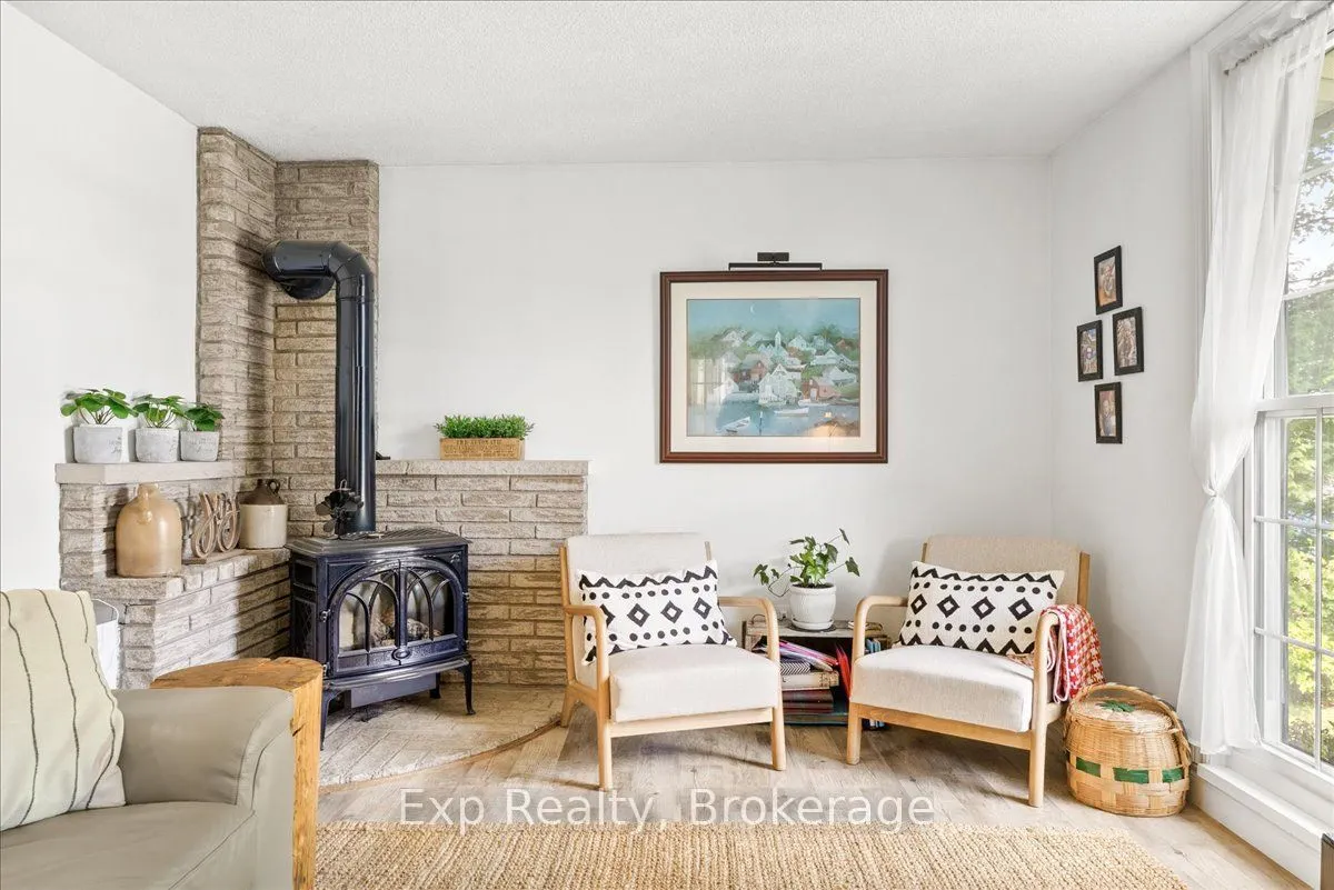 26 Sherbourne Street N