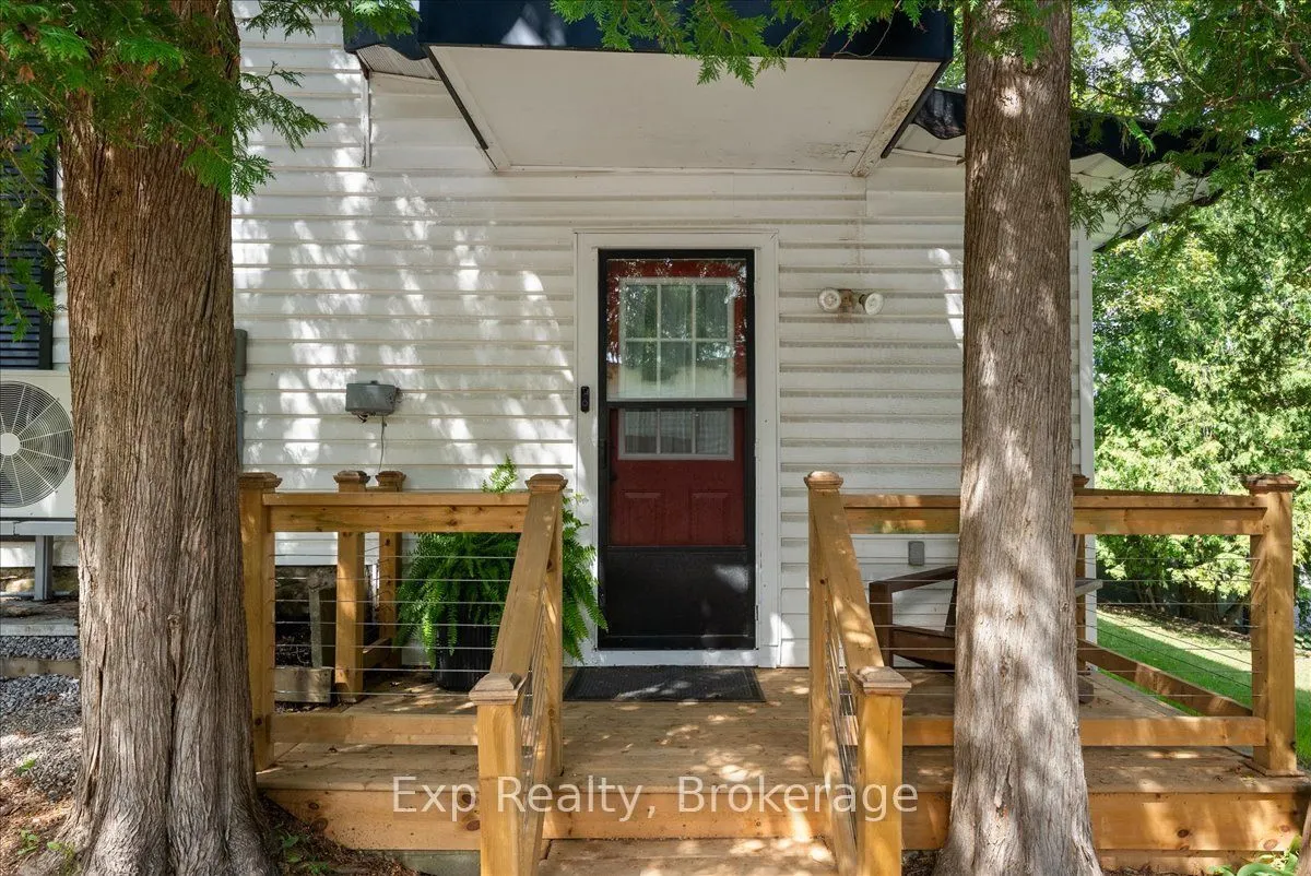 26 Sherbourne Street N