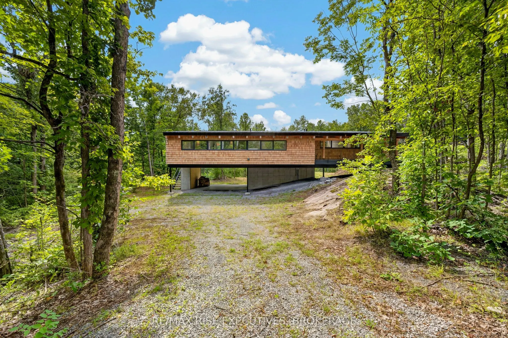 962 Church Road
