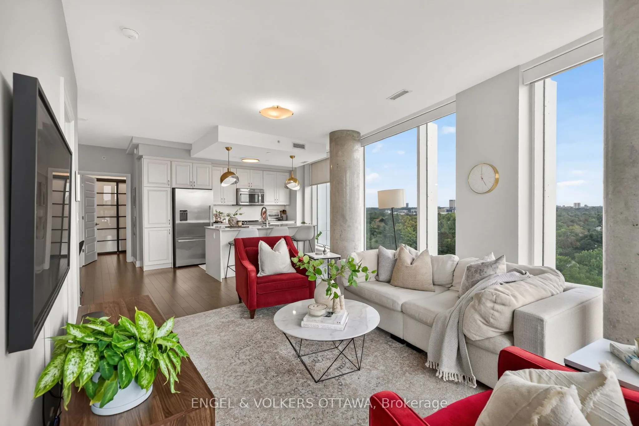 1035 Bank Street #1103