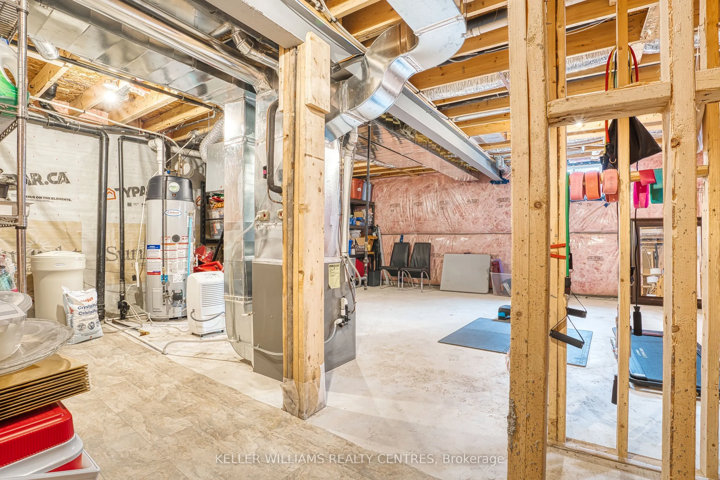 148 Jacob Street E