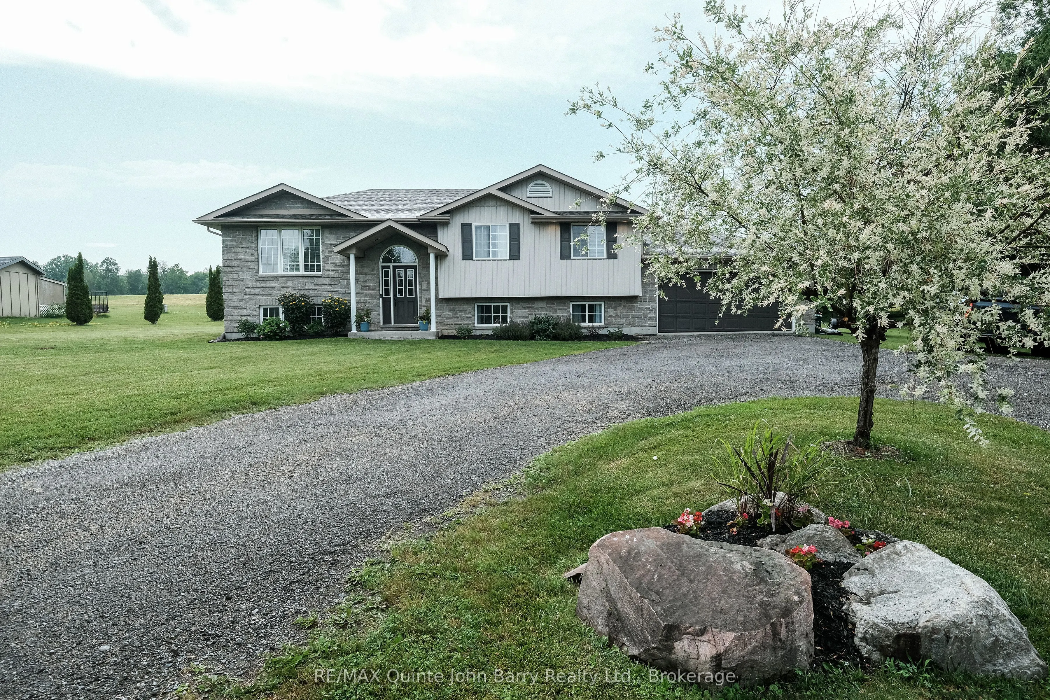 16566 Highway 2
