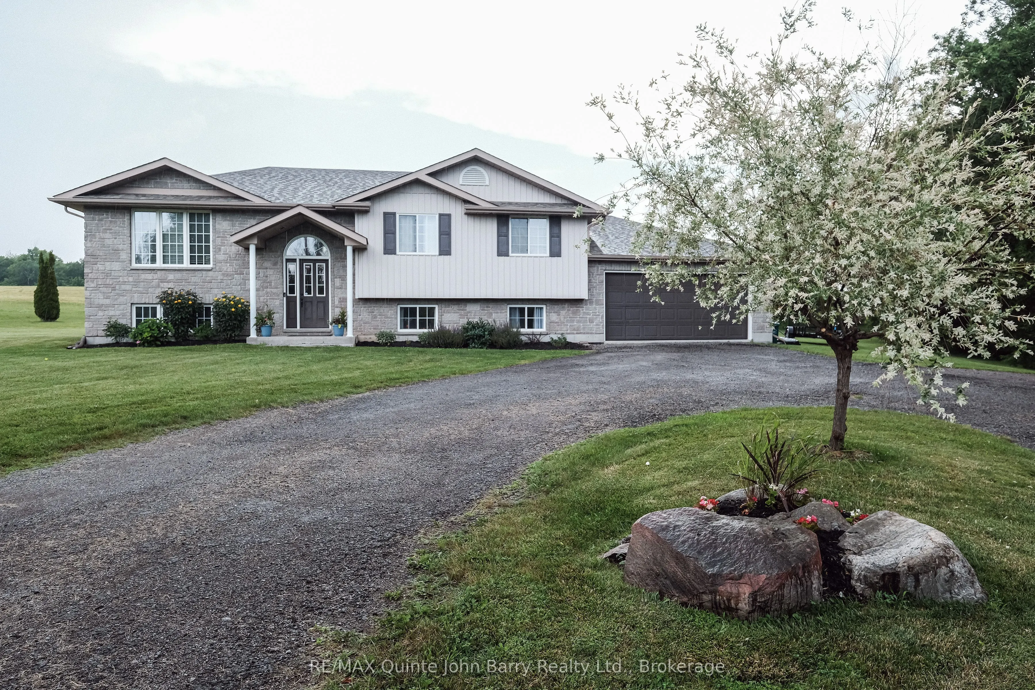 16566 Highway 2