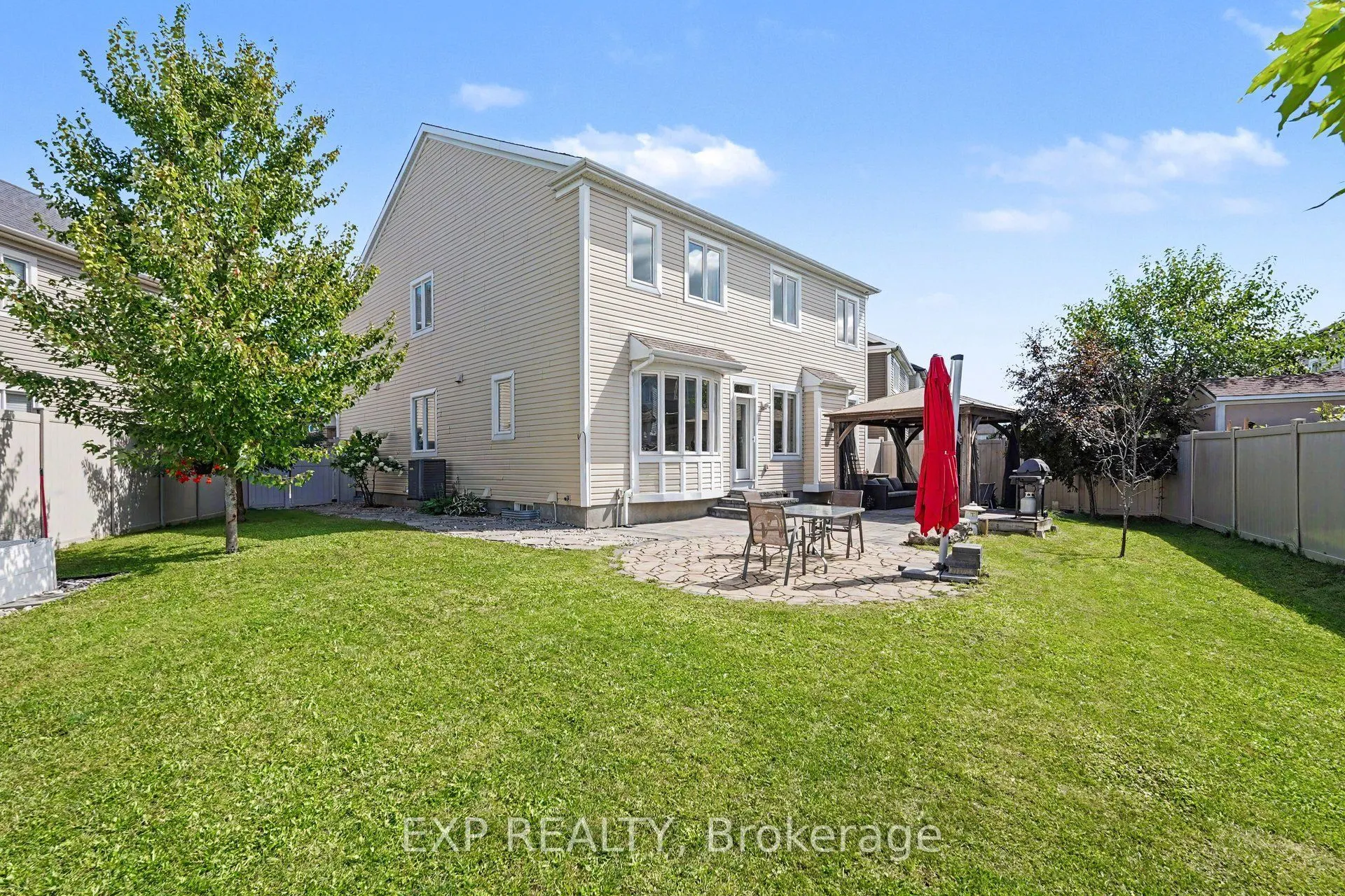 39 Pondhawk Way