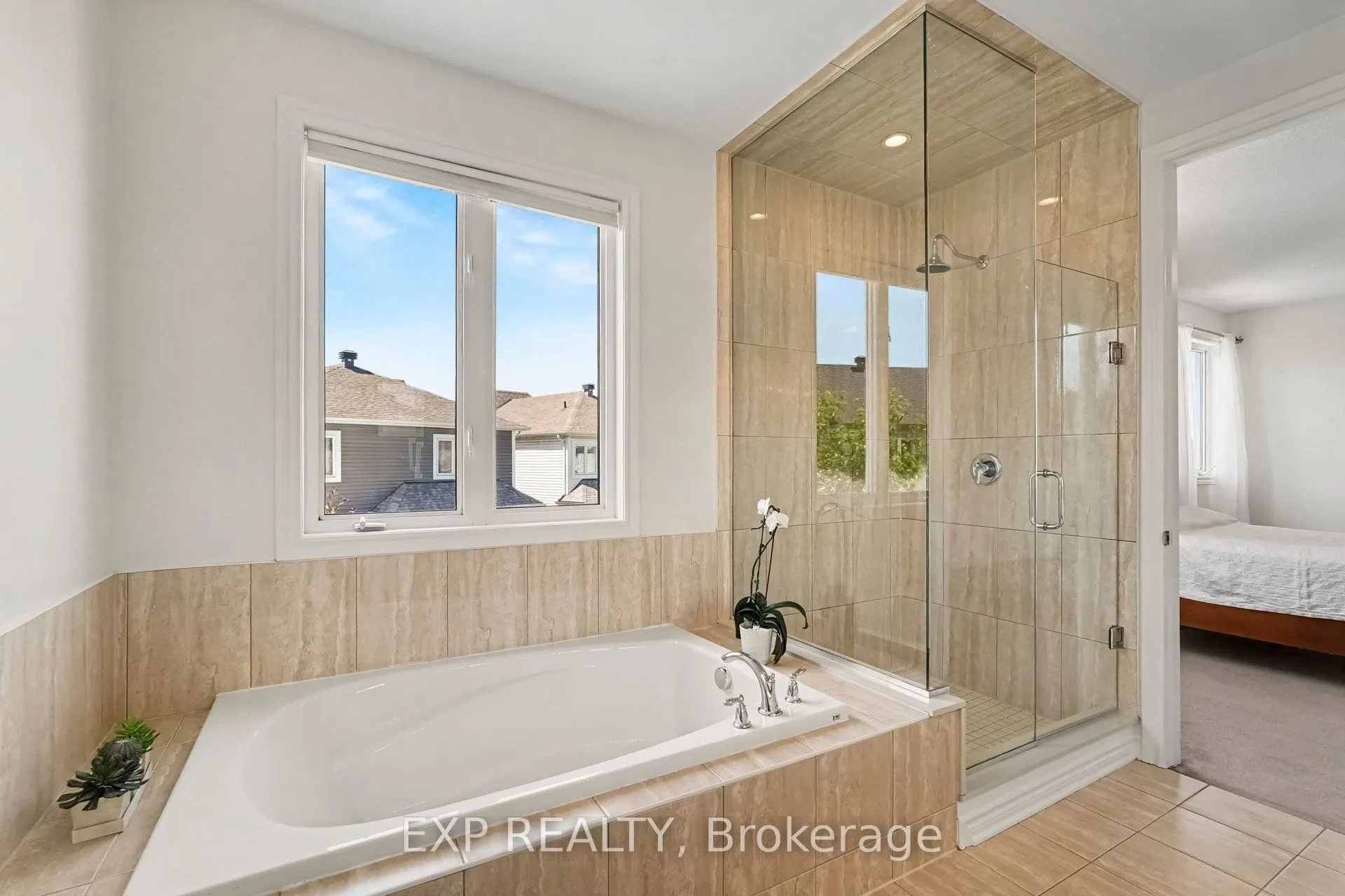 39 Pondhawk Way