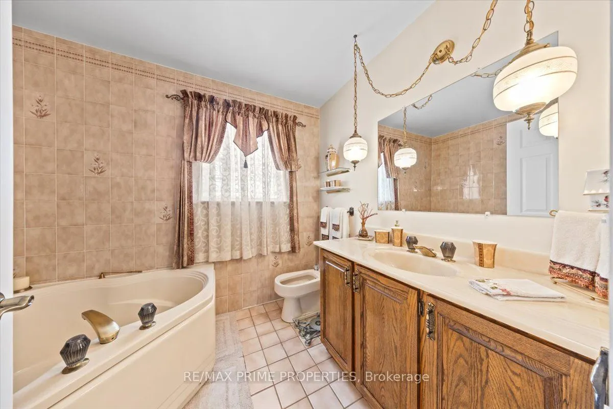 1530 Royal Orchard Drive