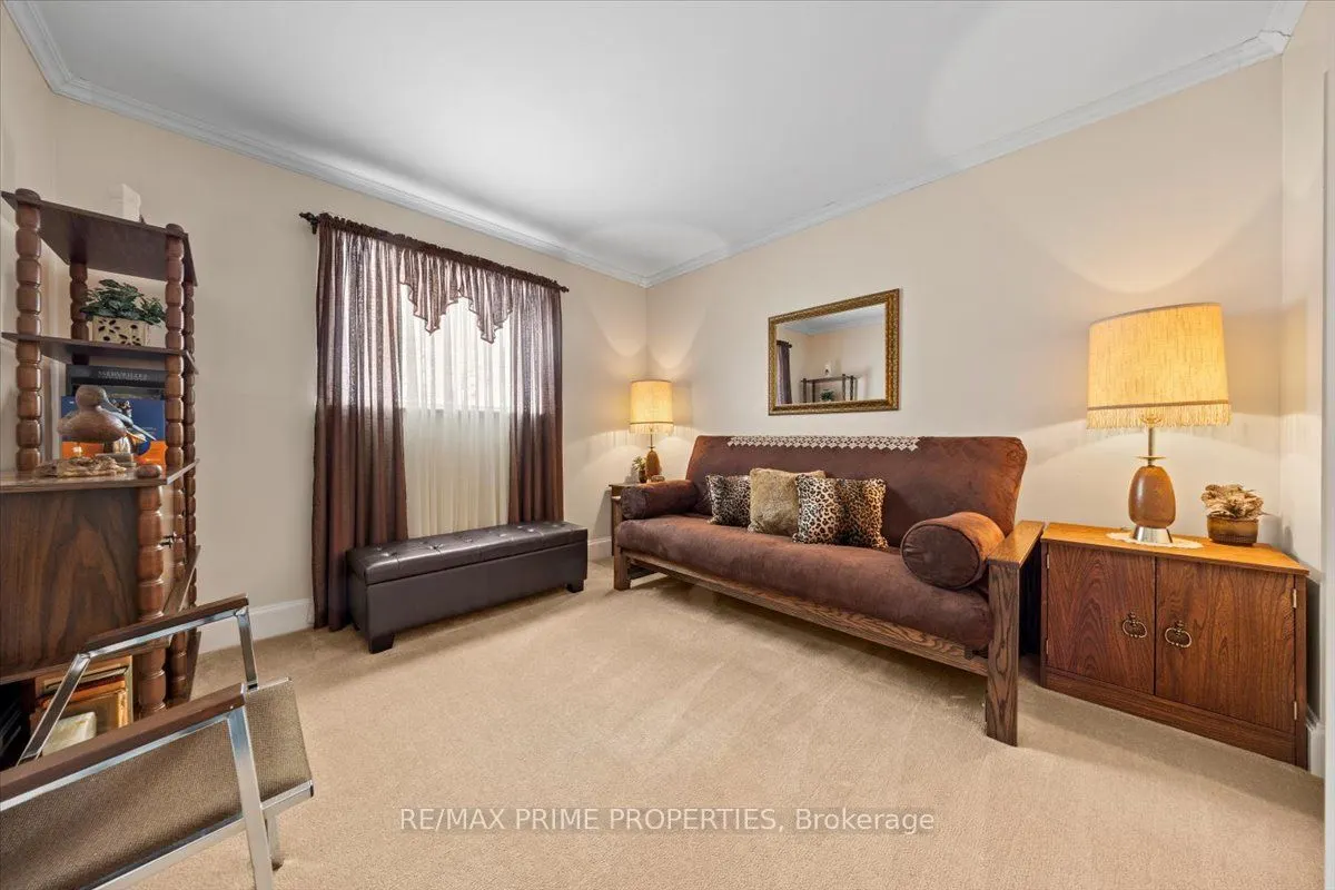 1530 Royal Orchard Drive