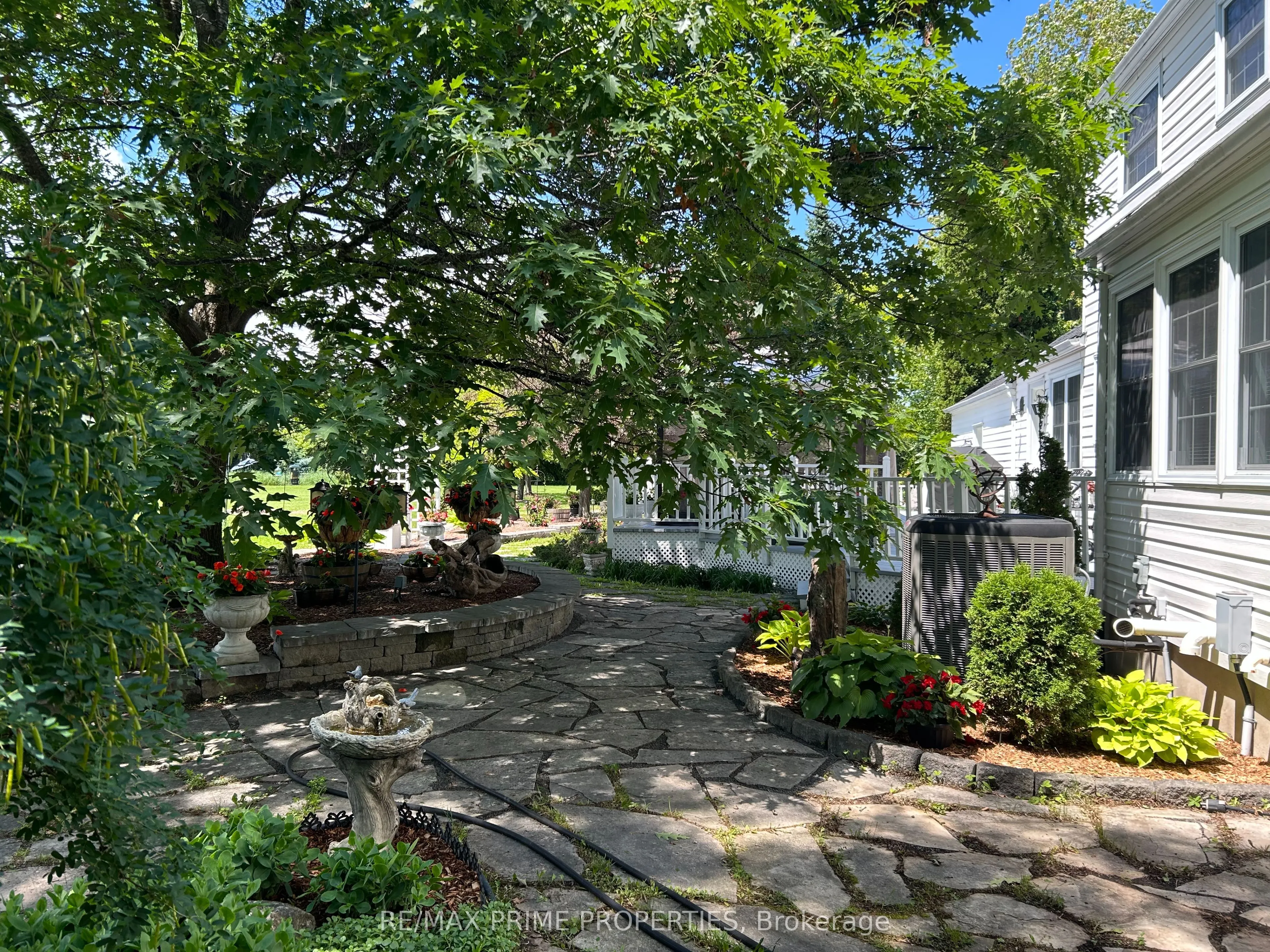 1530 Royal Orchard Drive