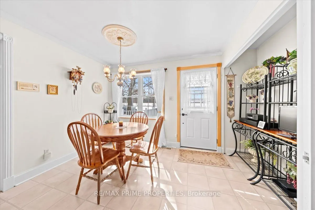 1530 Royal Orchard Drive