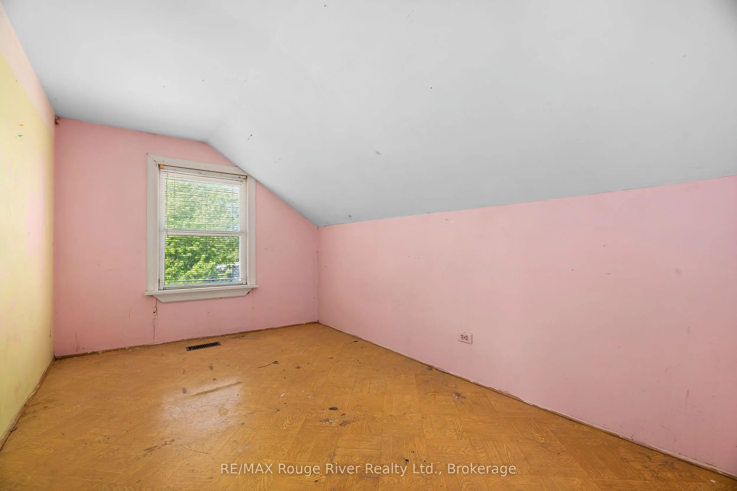 2407 Indian River Line