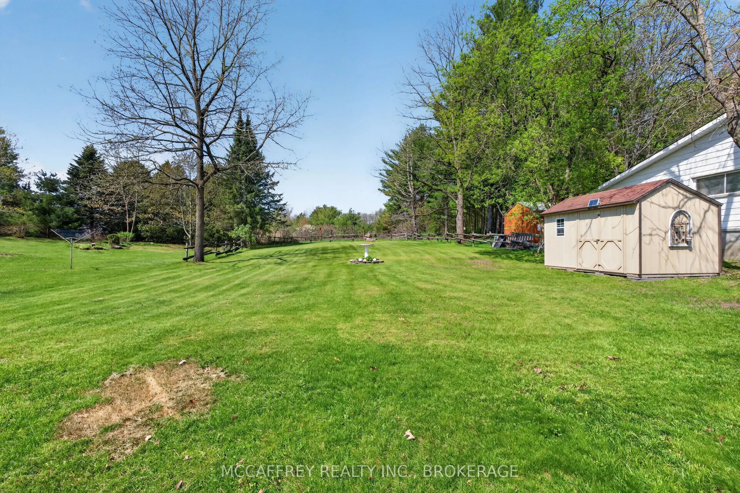 46 College Street