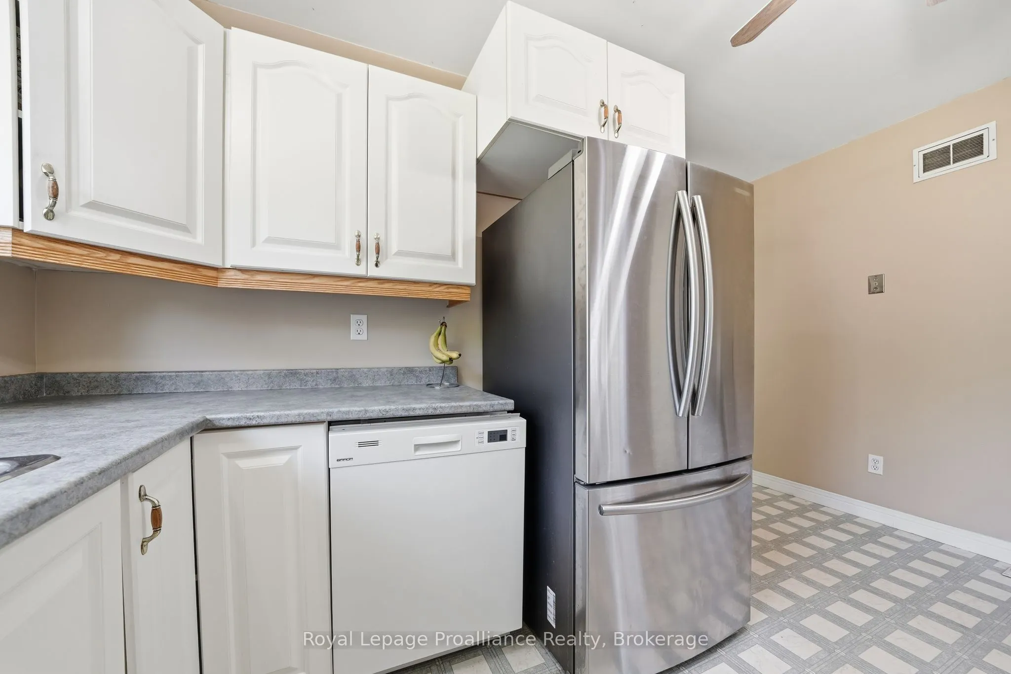 2103 Ron Harnden Road