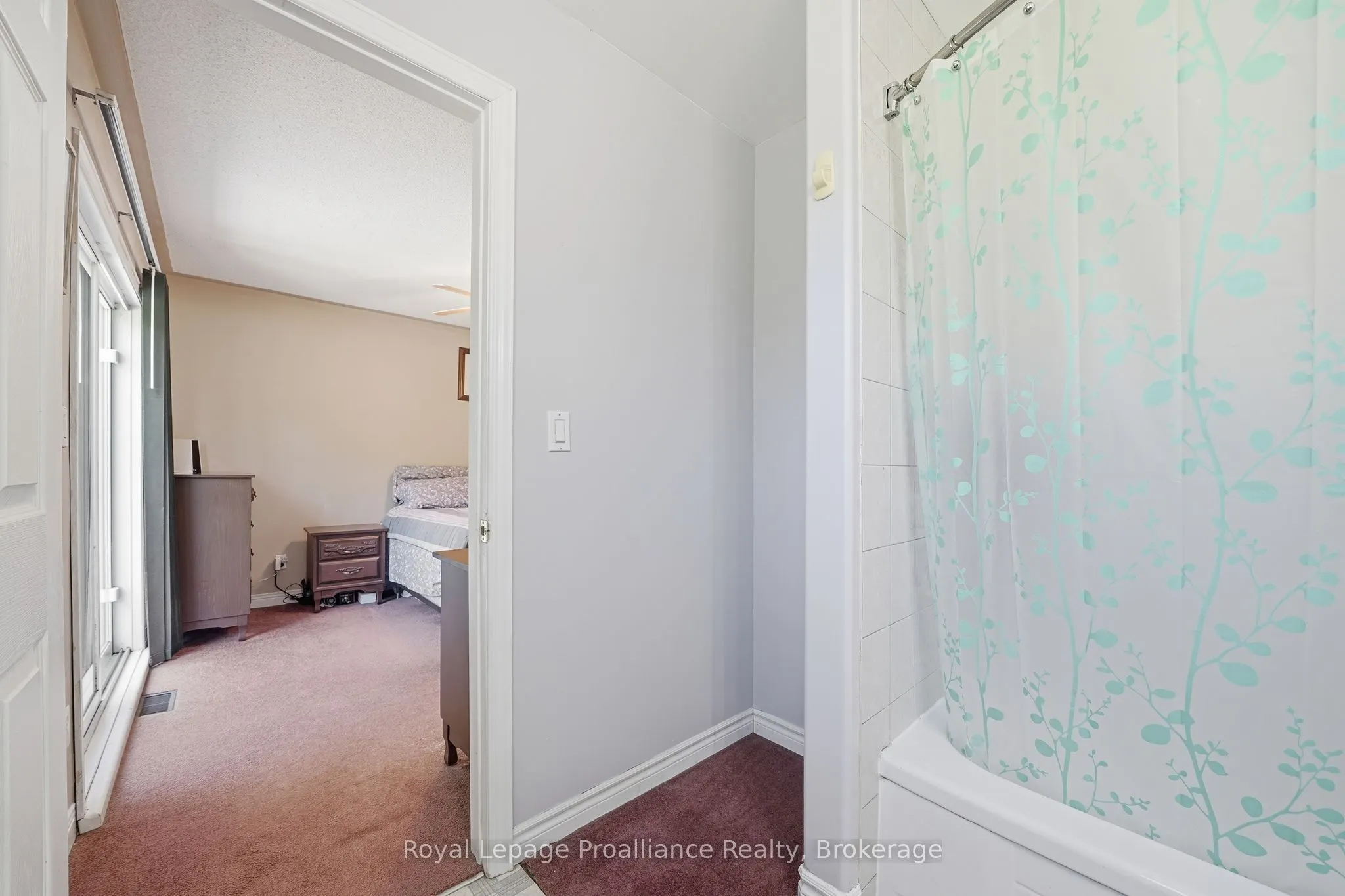 2103 Ron Harnden Road