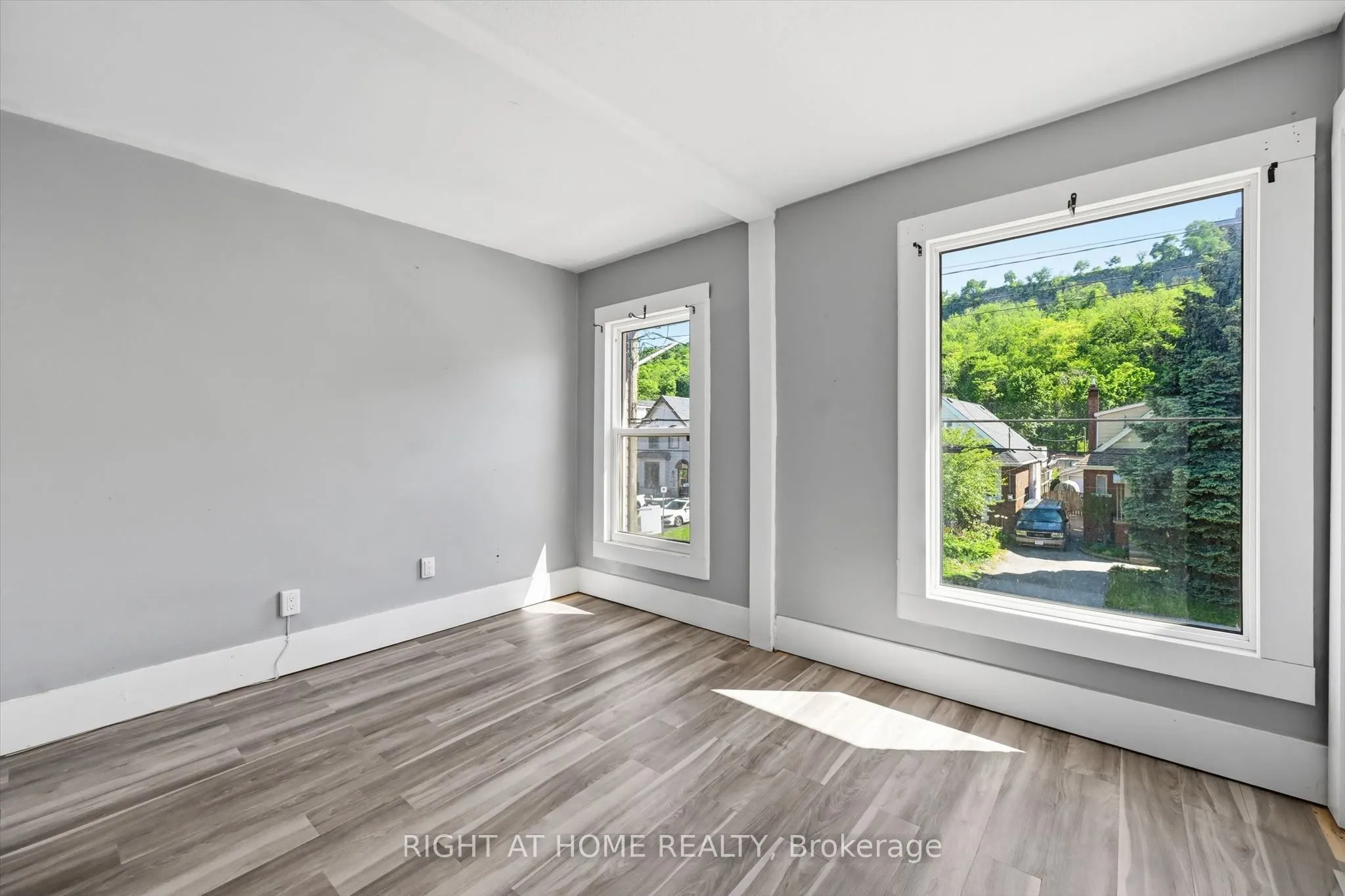 343 Cumberland Avenue