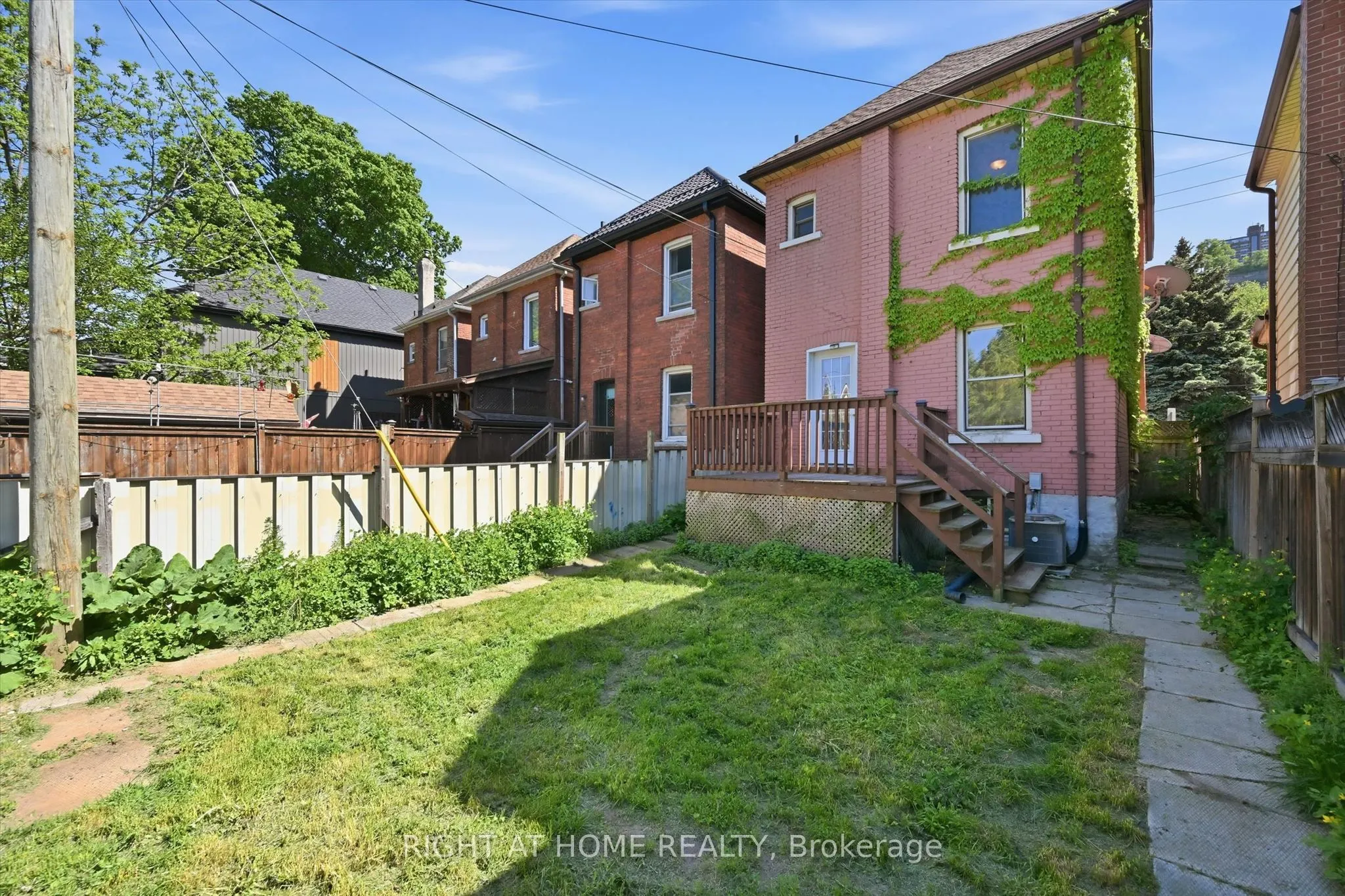 343 Cumberland Avenue